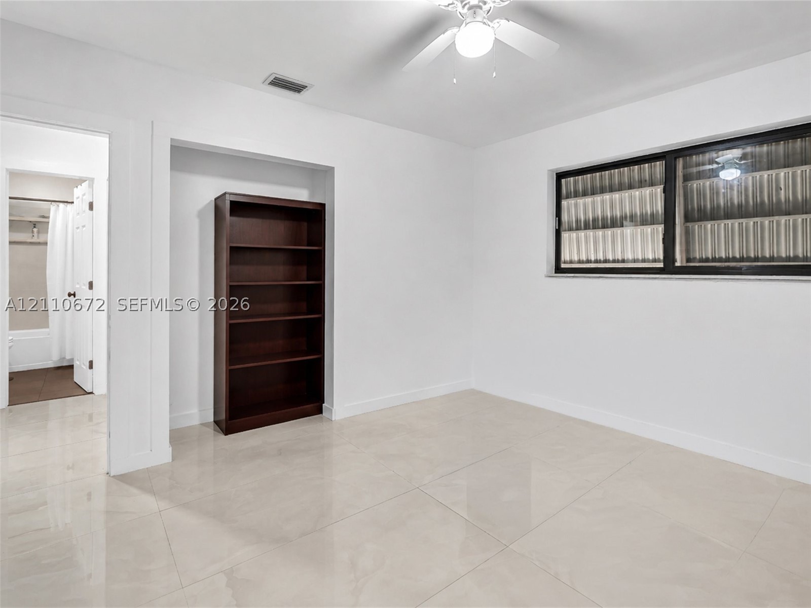 5220 SW 26th Ave Dania Beach, FL 33312