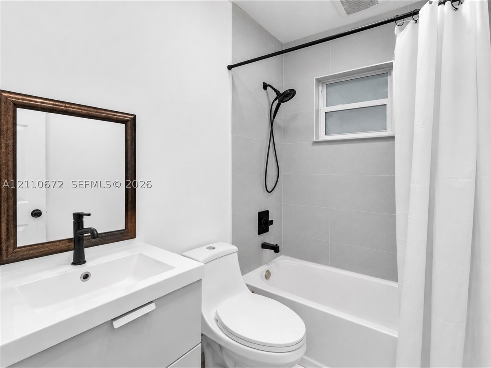 5220 SW 26th Ave Dania Beach, FL 33312
