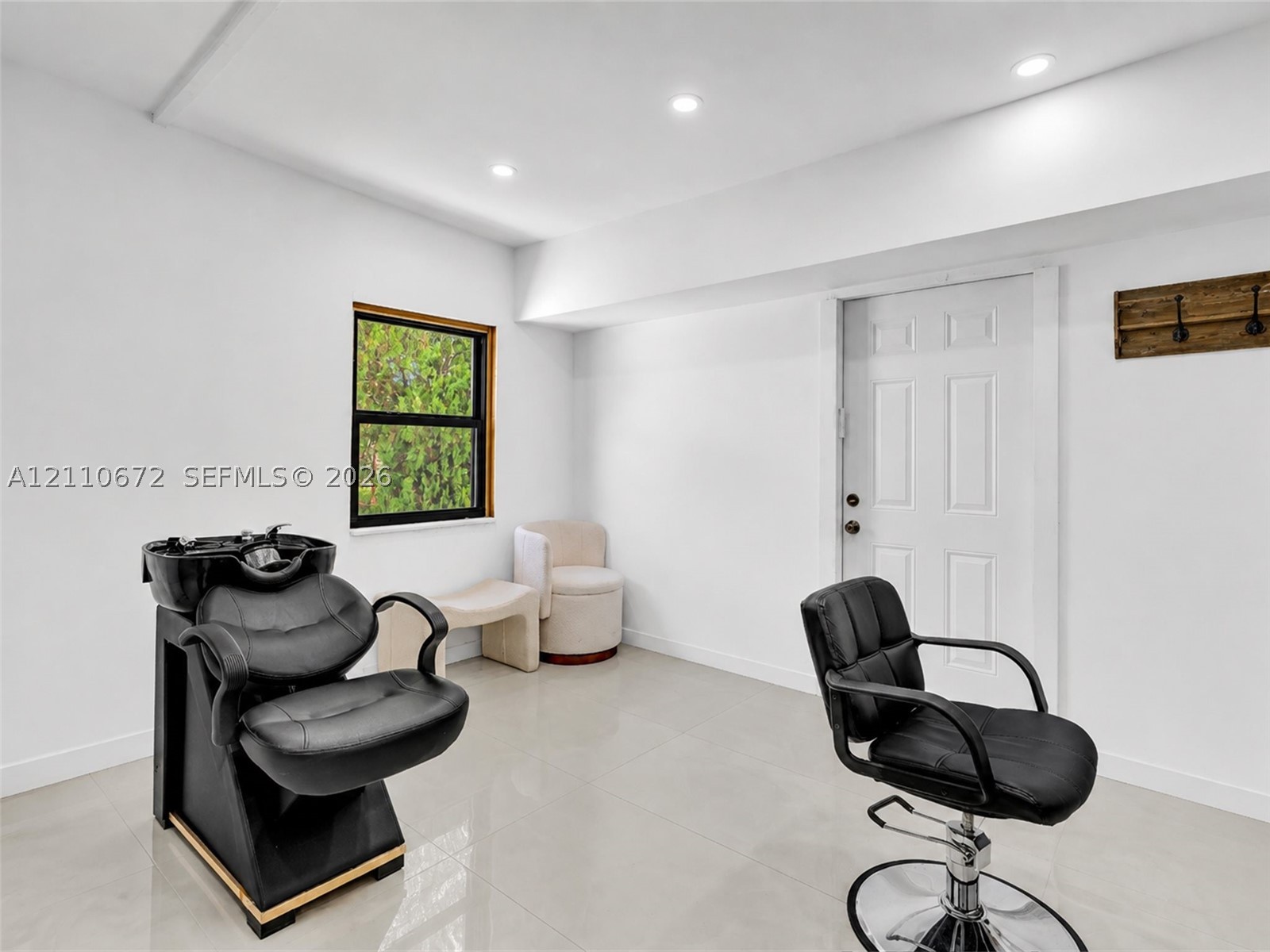 5220 SW 26th Ave Dania Beach, FL 33312