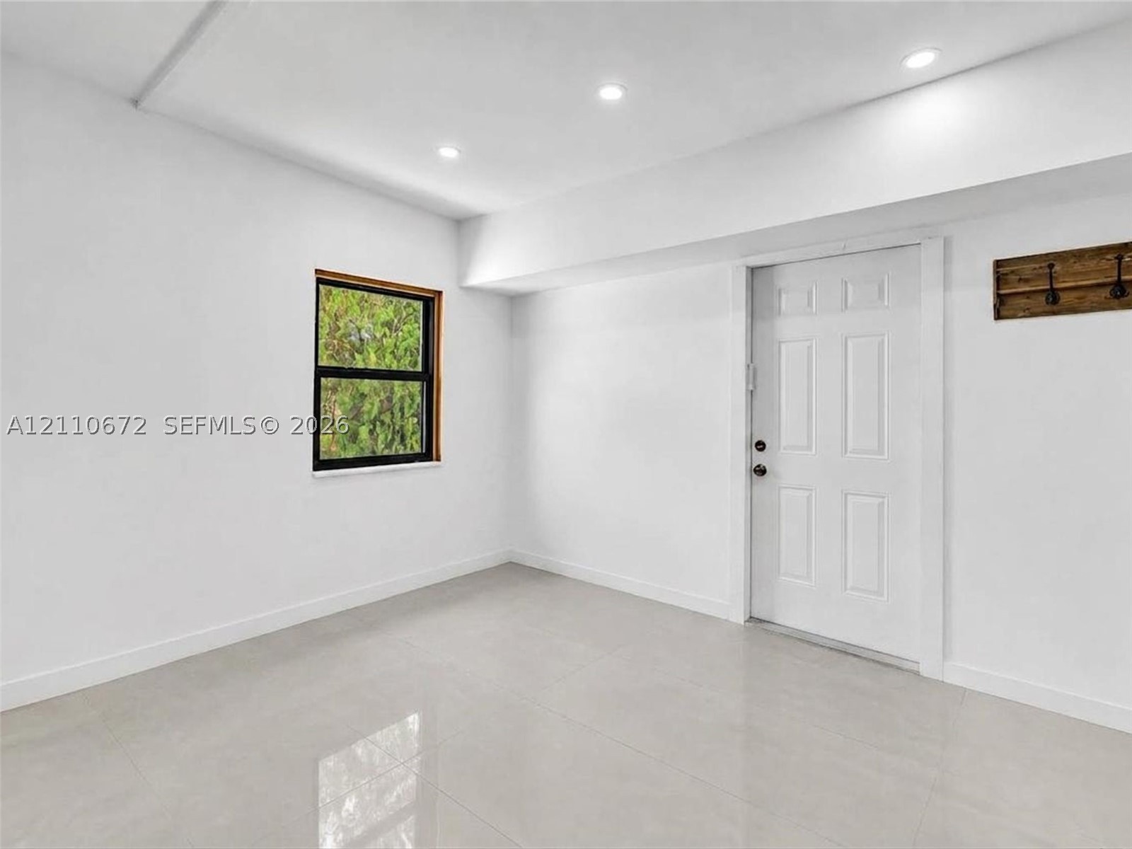 5220 SW 26th Ave Dania Beach, FL 33312