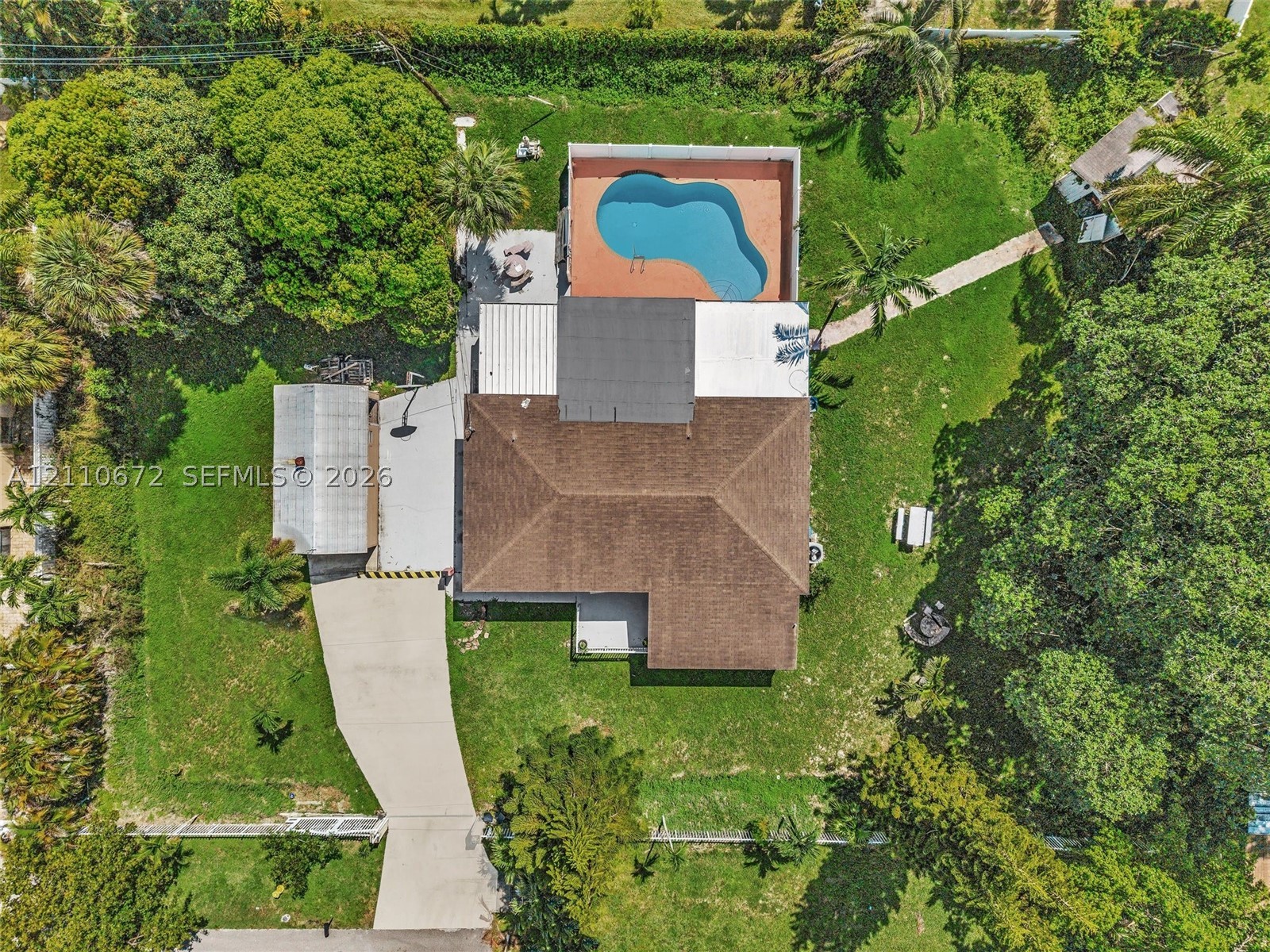 5220 SW 26th Ave Dania Beach, FL 33312