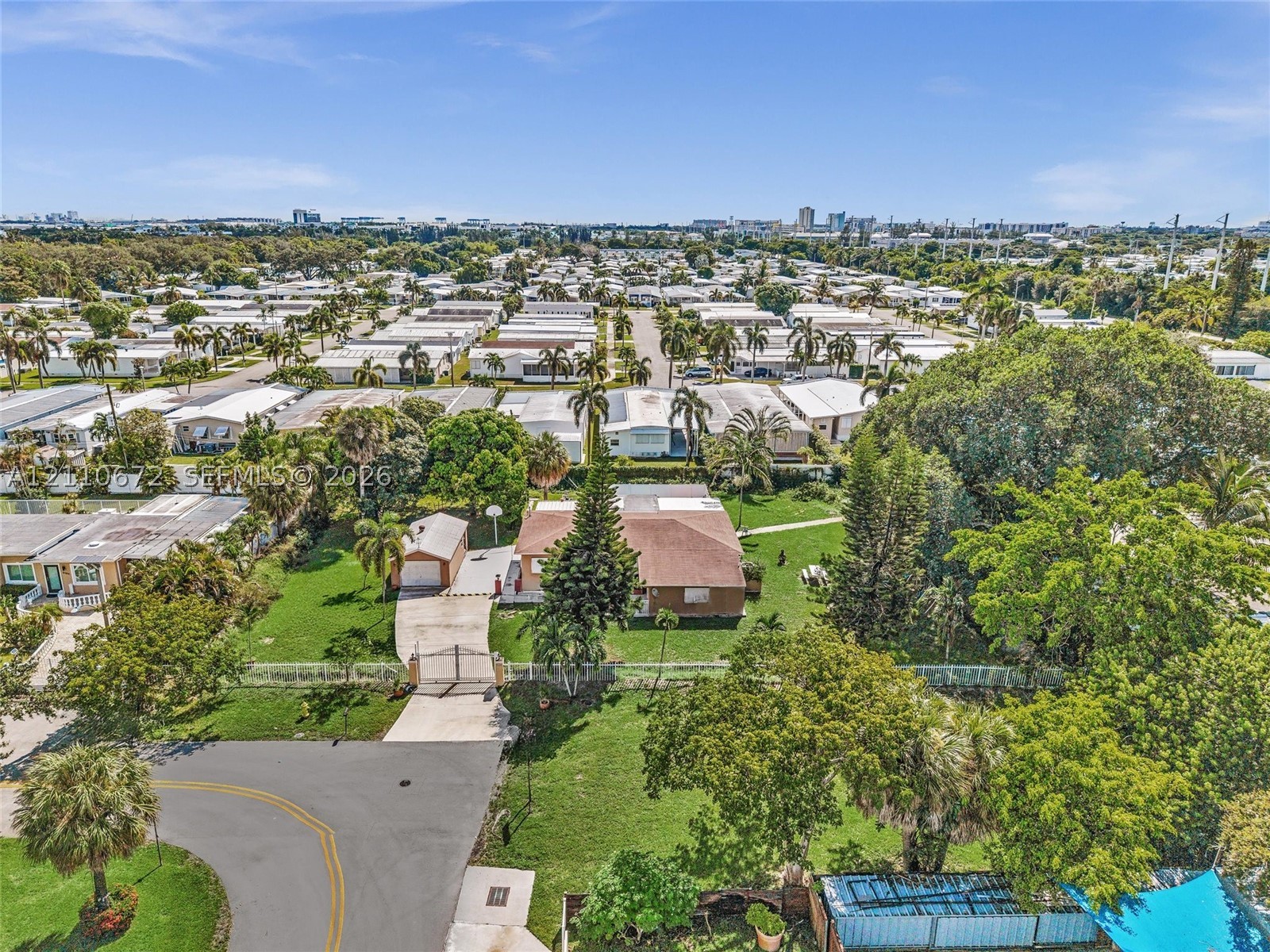 5220 SW 26th Ave Dania Beach, FL 33312
