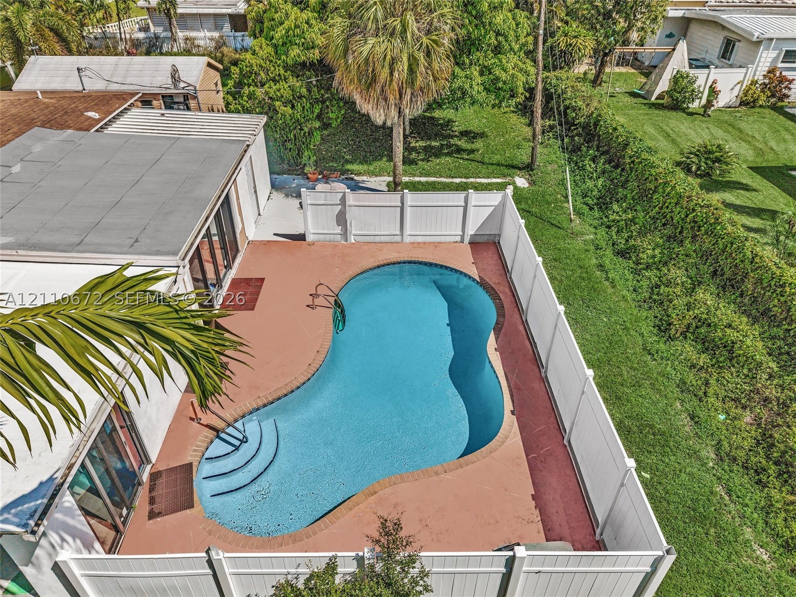5220 SW 26th Ave Dania Beach, FL 33312