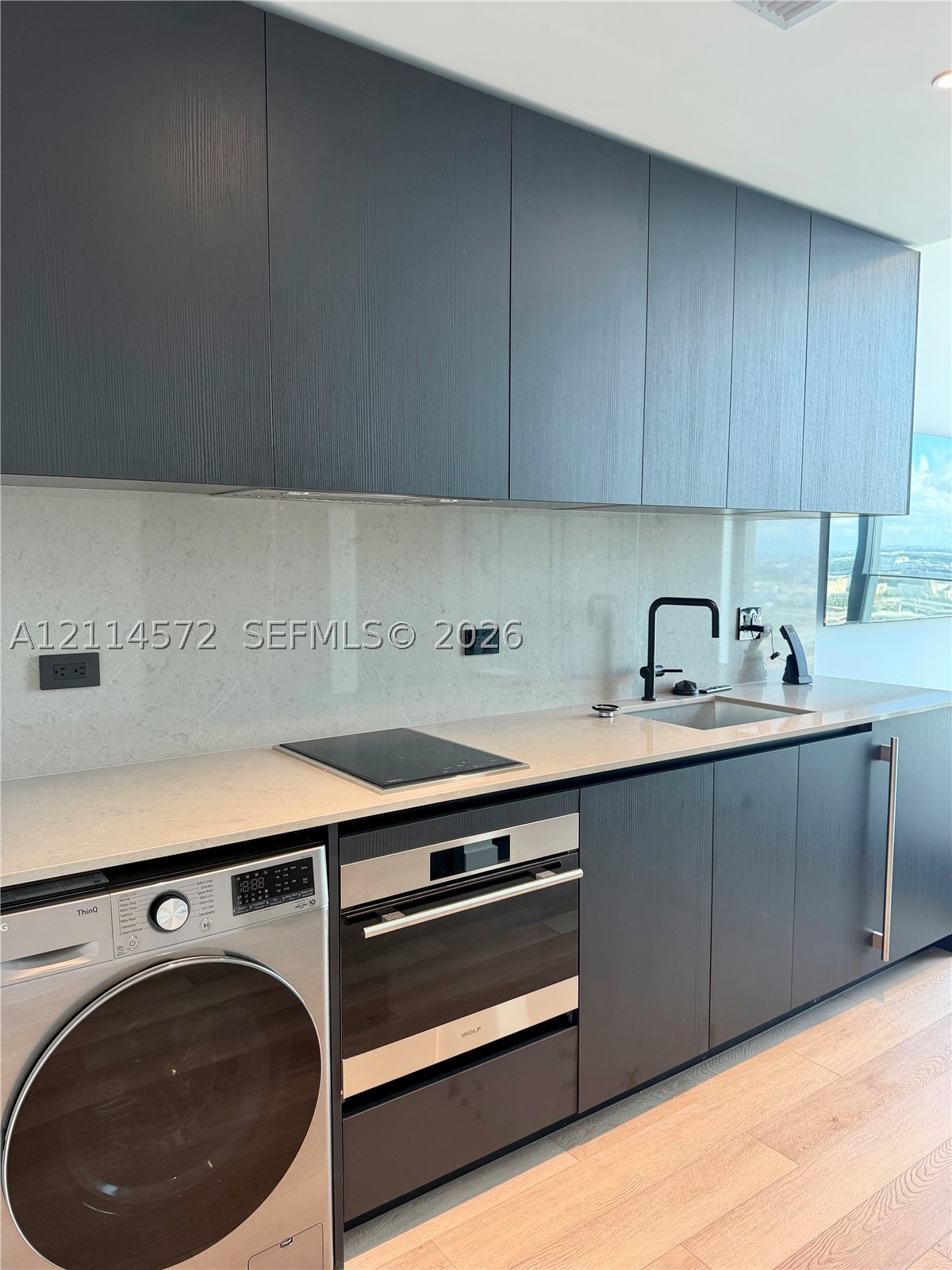 image E11EVEN Hotel & Residences13