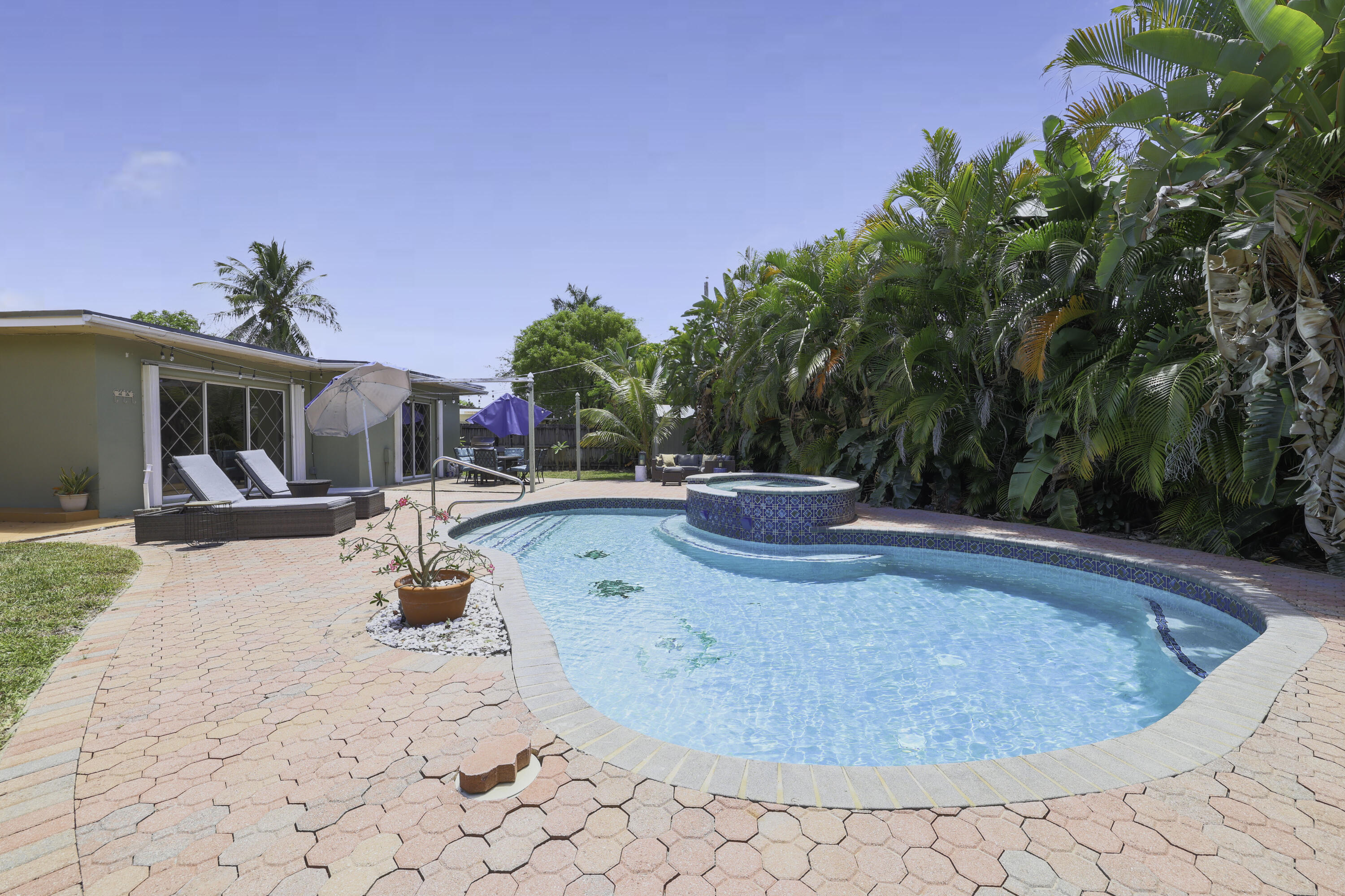 342 SW 14th