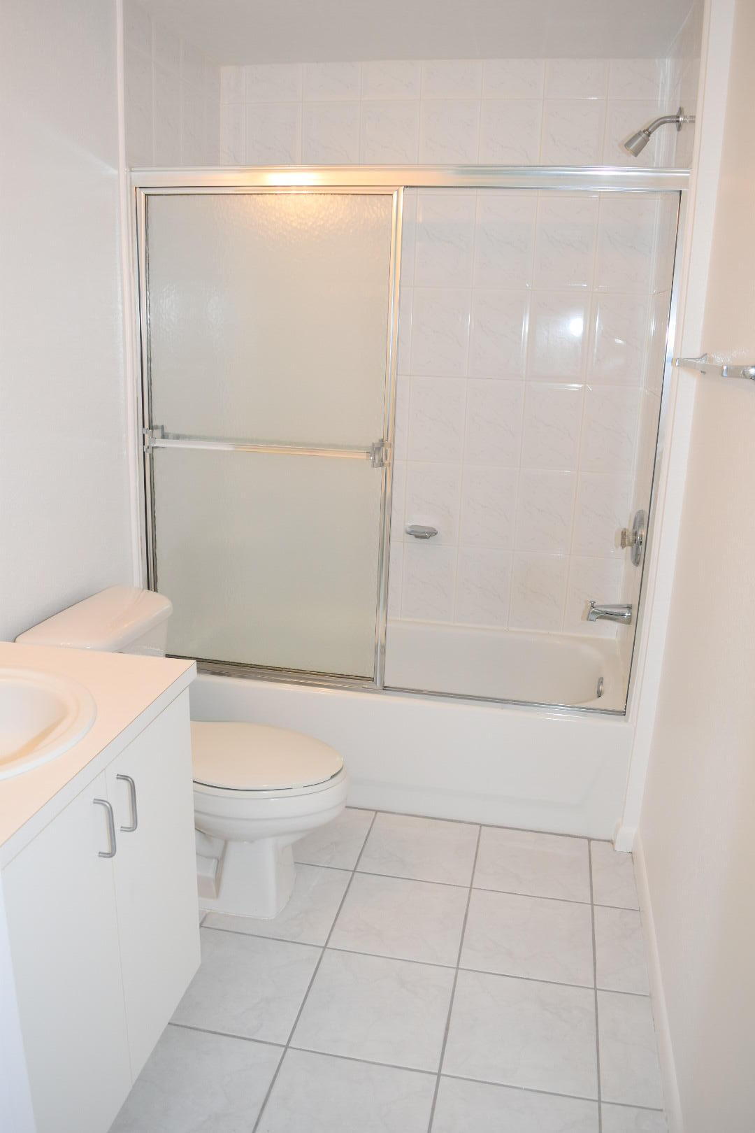 2010 Taylor #7b Hollywood, FL 33020