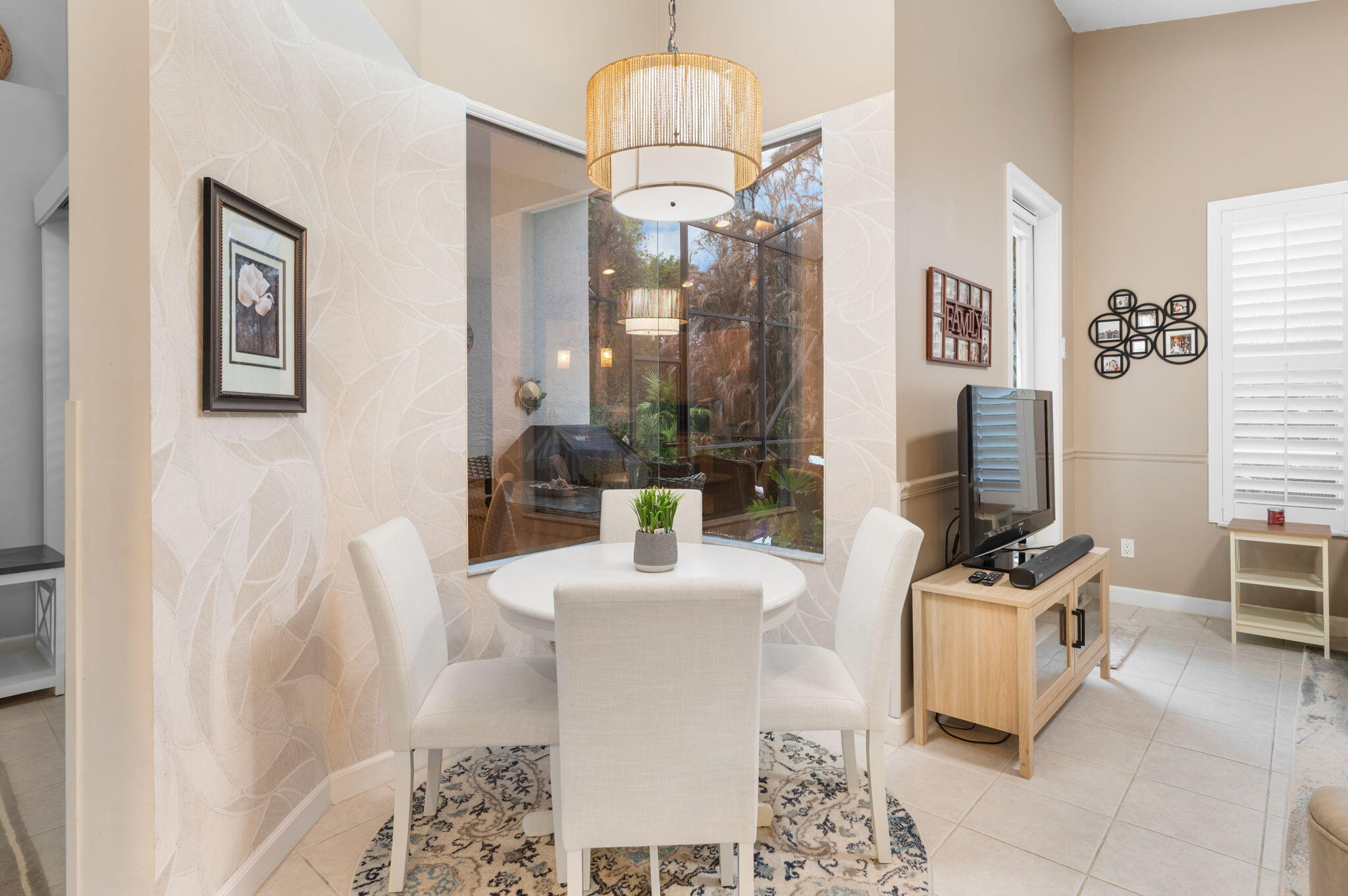 577 SW Saint Kitts Port St Lucie, FL 34986