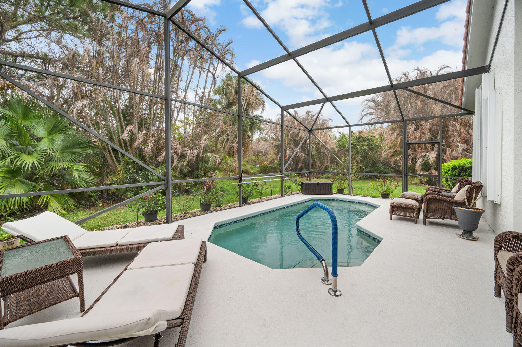 577 SW Saint Kitts Port St Lucie, FL 34986