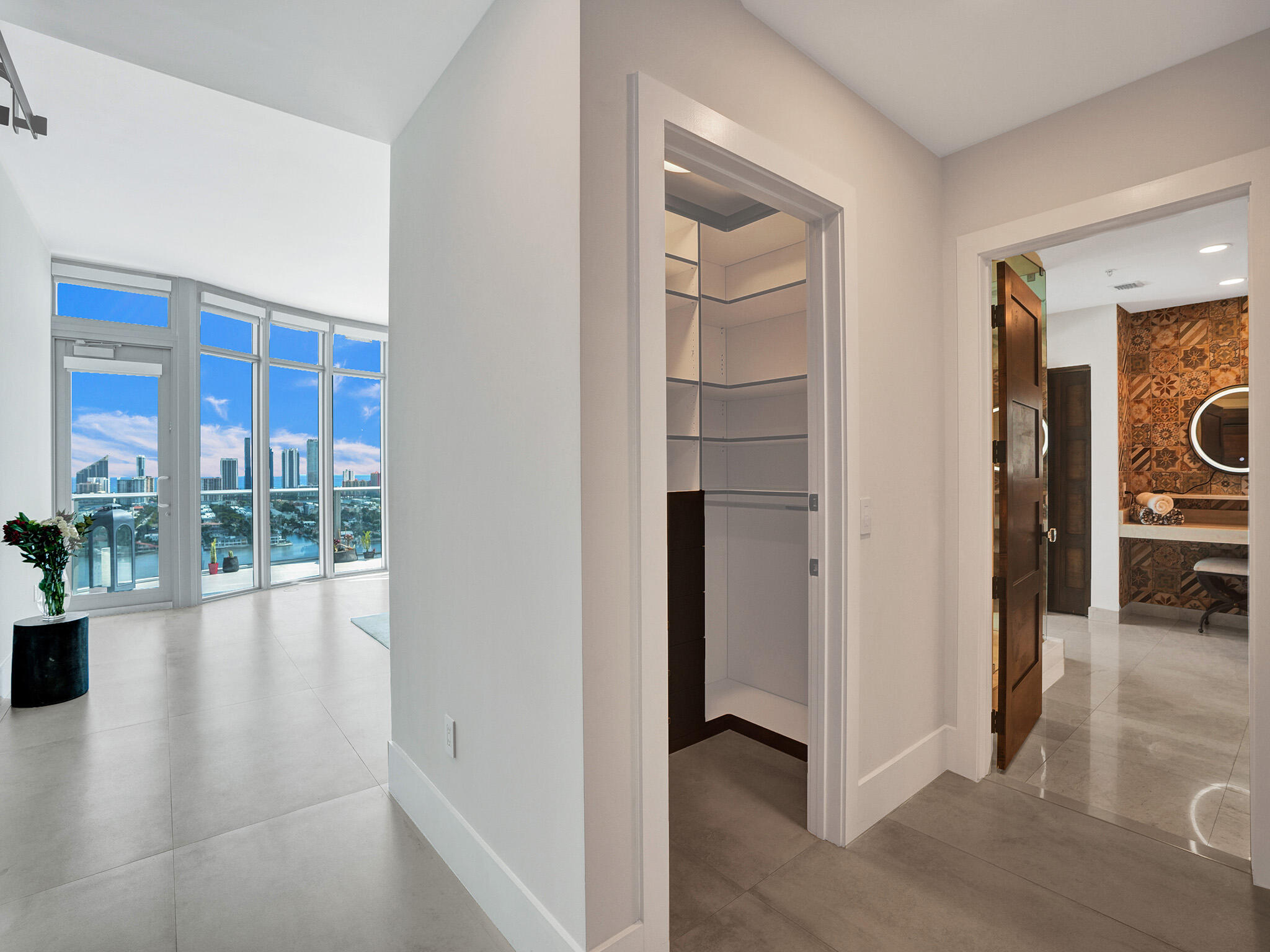 image Marina Palms Residences North Condo19