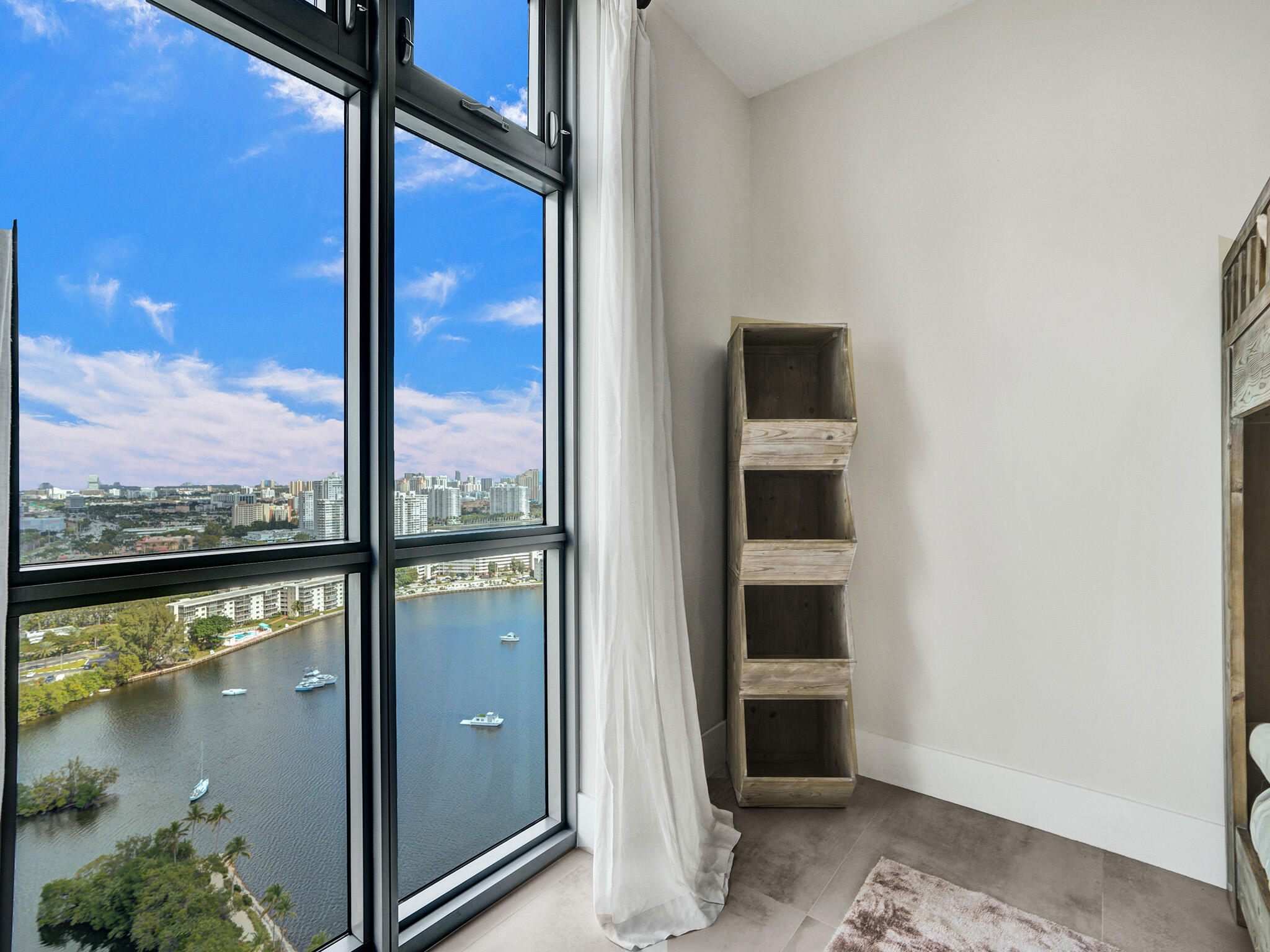 image Marina Palms Residences North Condo35