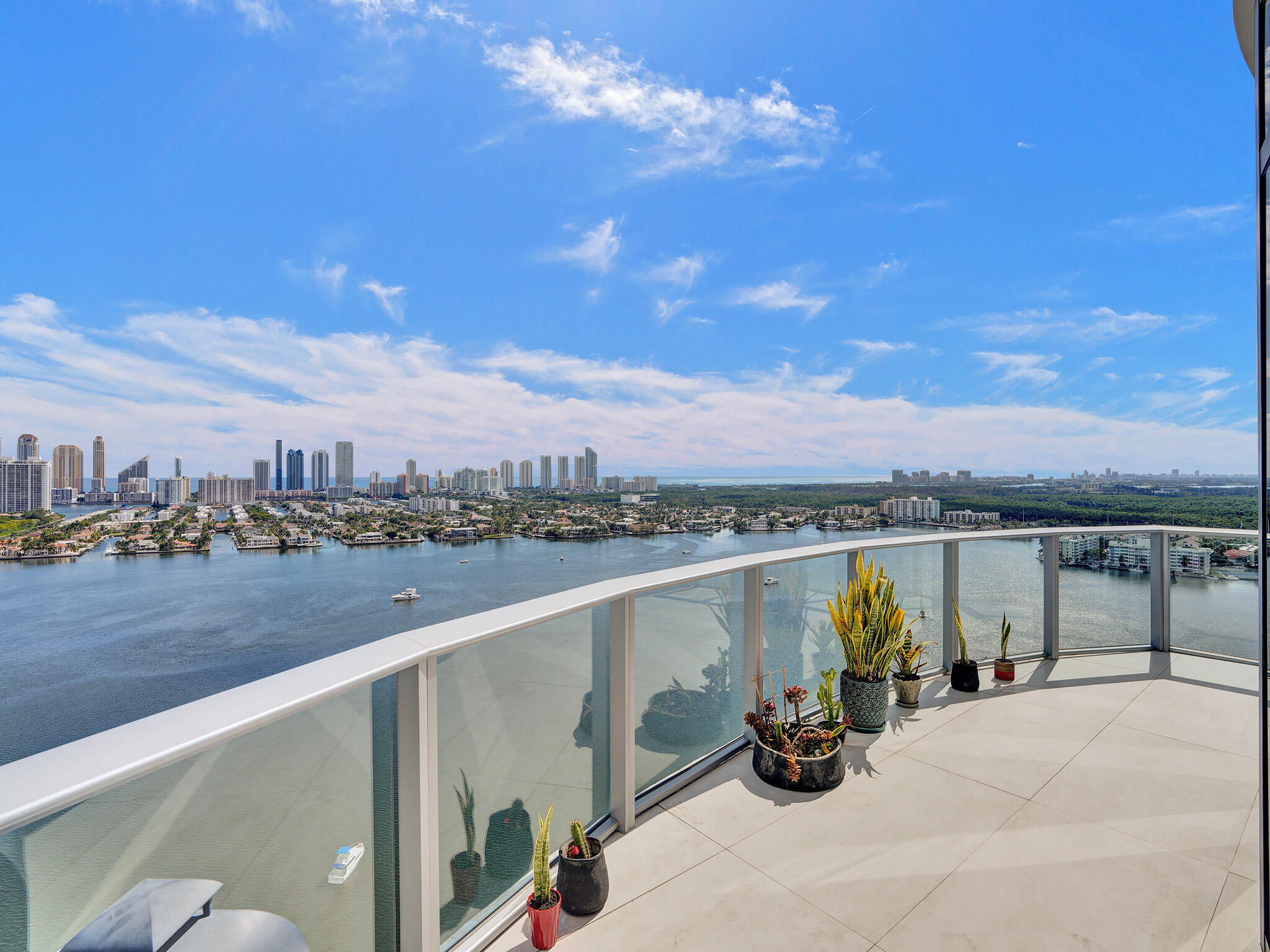 image Marina Palms Residences North Condo48