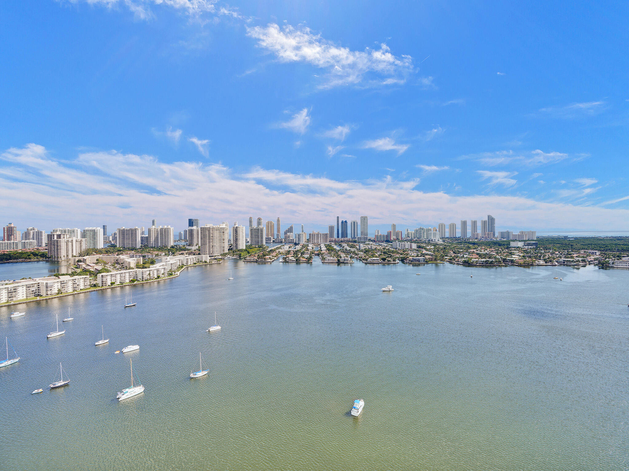 image Marina Palms Residences North Condo50