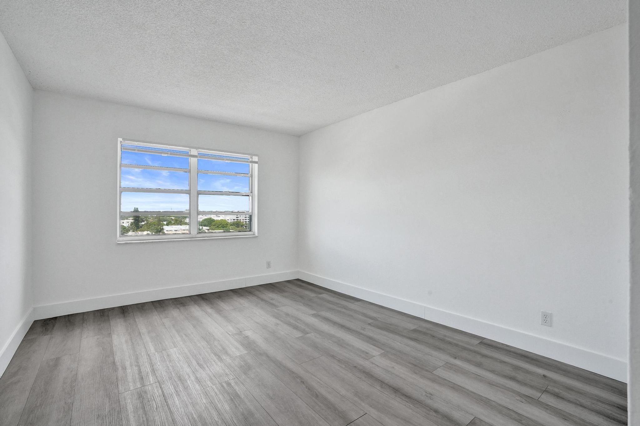 900 NE 18th #1004 Fort Lauderdale, FL 33304