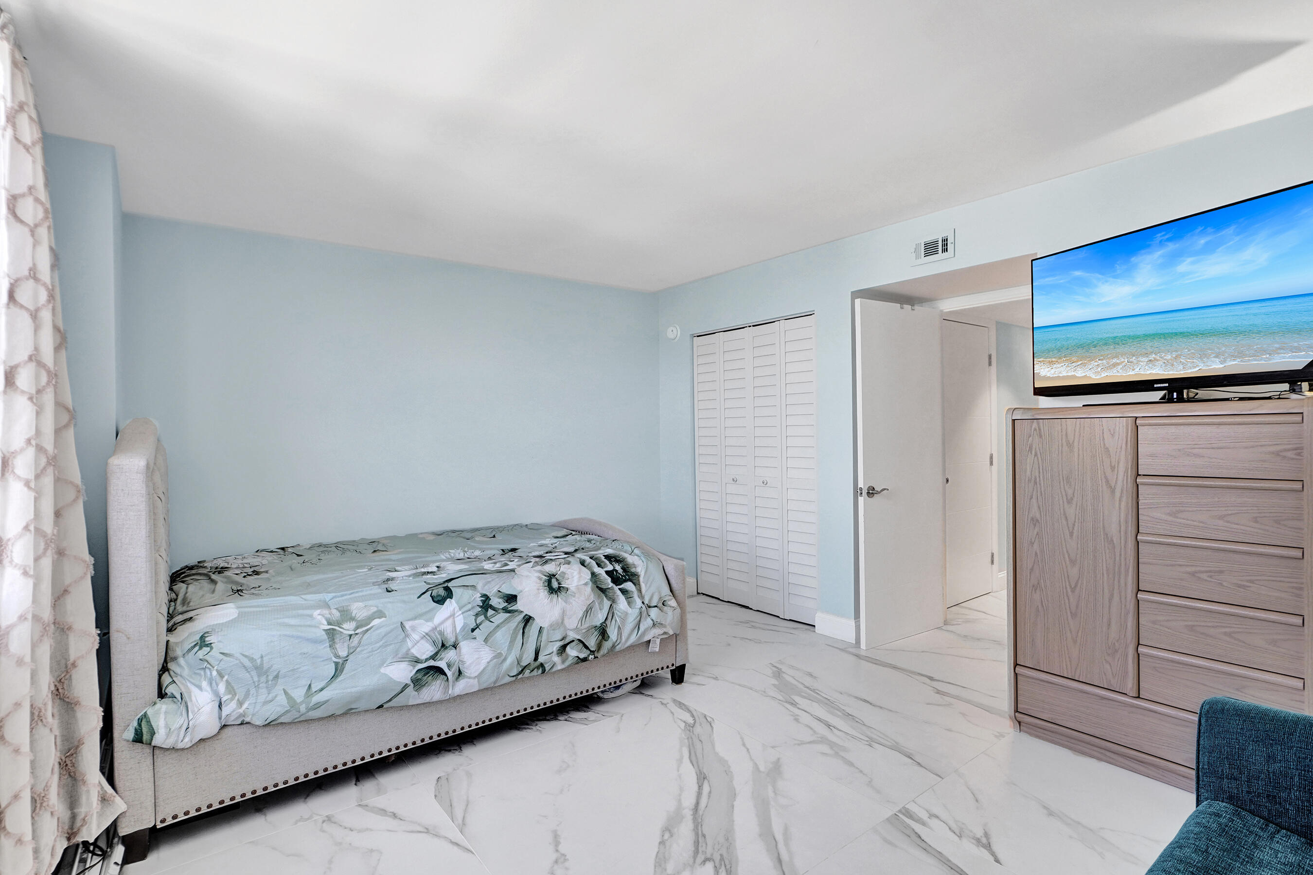 1010 S Ocean #09 Pompano Beach, FL 33062