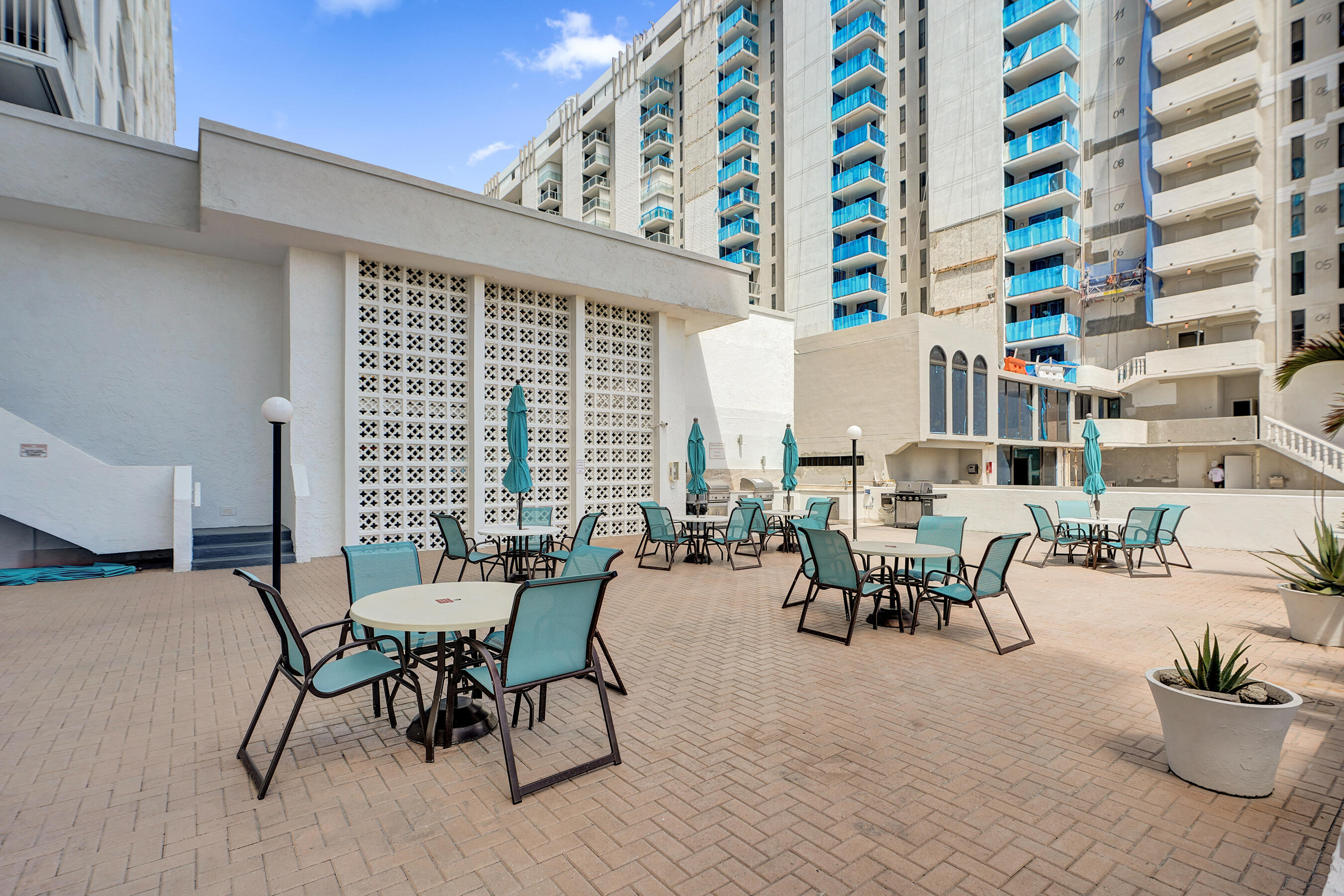 1010 S Ocean #09 Pompano Beach, FL 33062