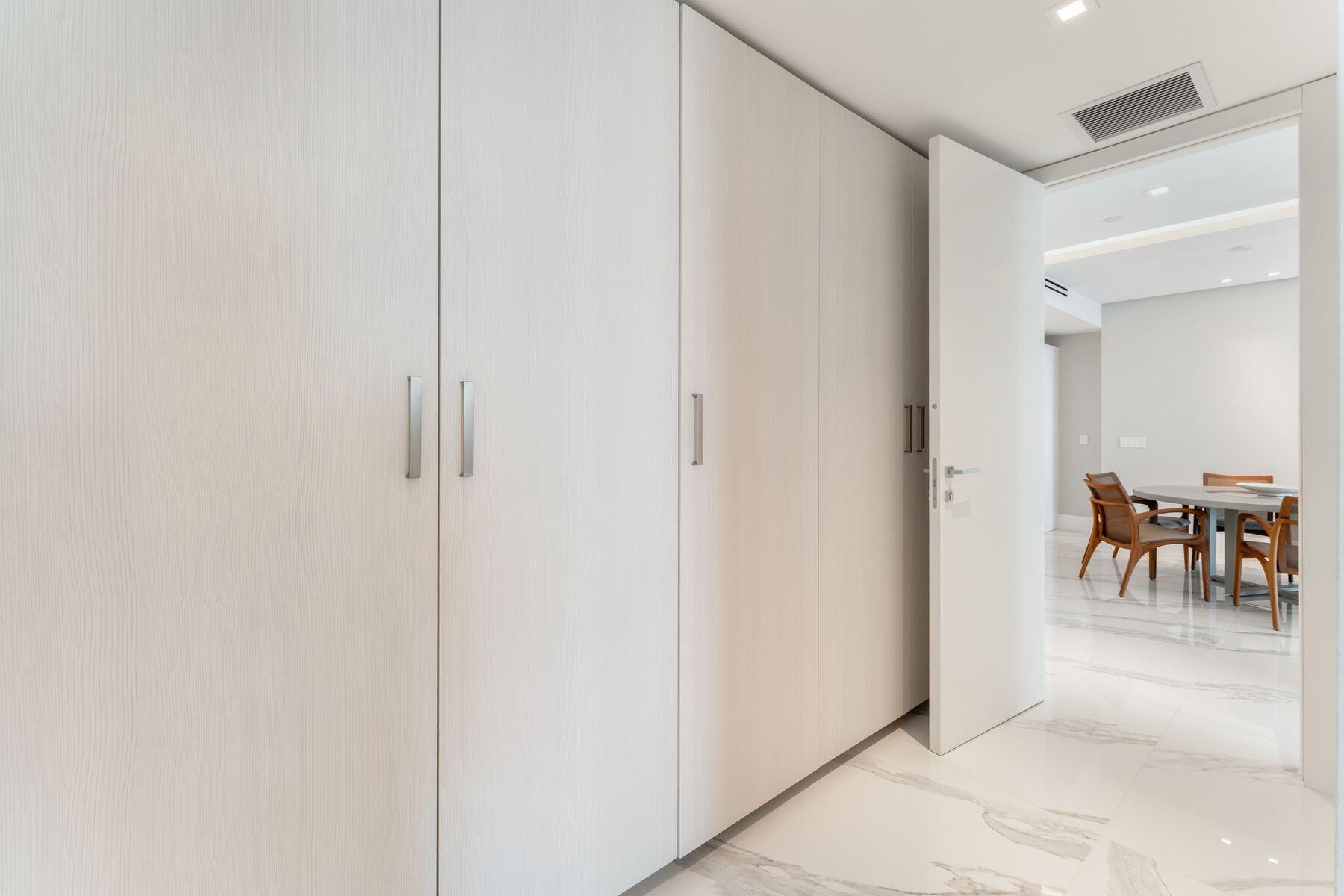 10201 Collins #1803 Bal Harbour, FL 33154