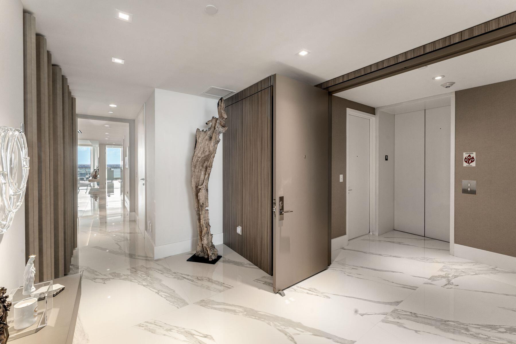 10201 Collins #1803 Bal Harbour, FL 33154