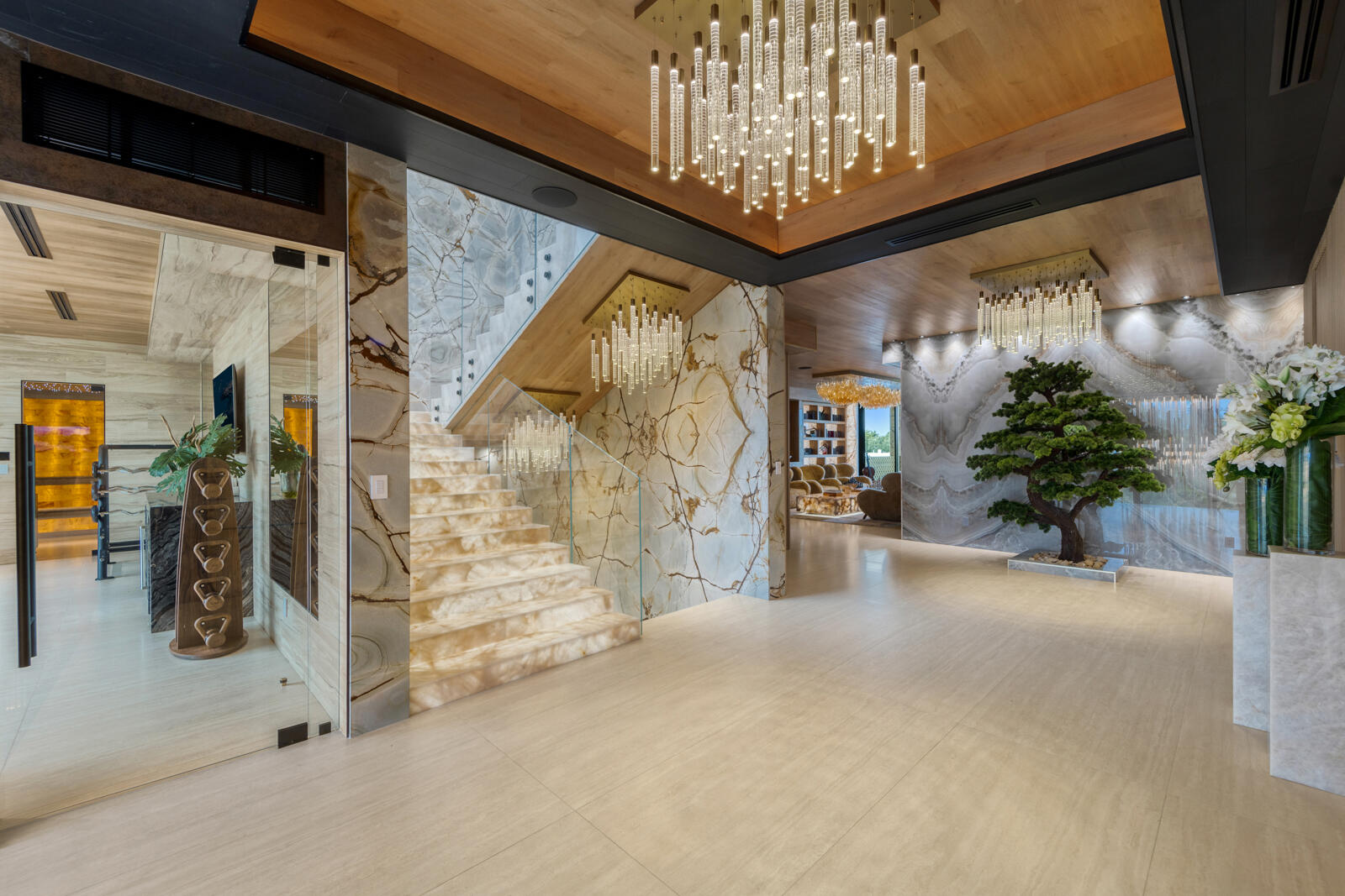 513 Middle Riv Fort Lauderdale, FL 33304