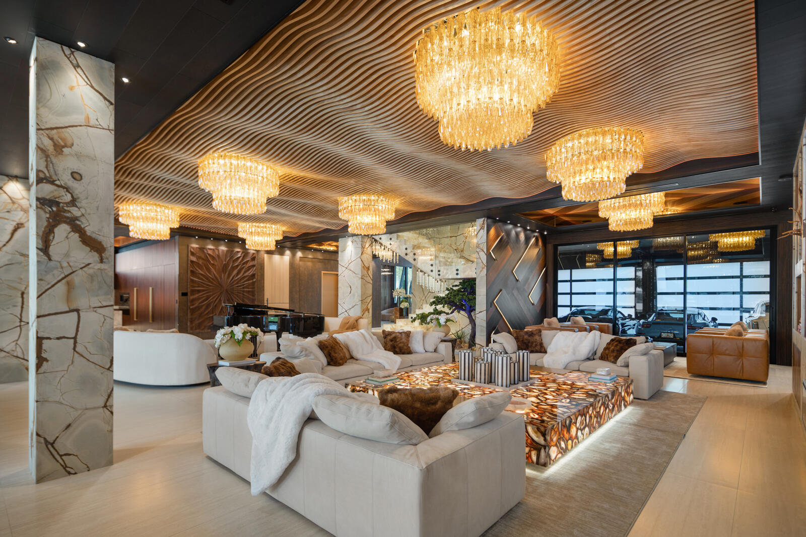 513 Middle Riv Fort Lauderdale, FL 33304