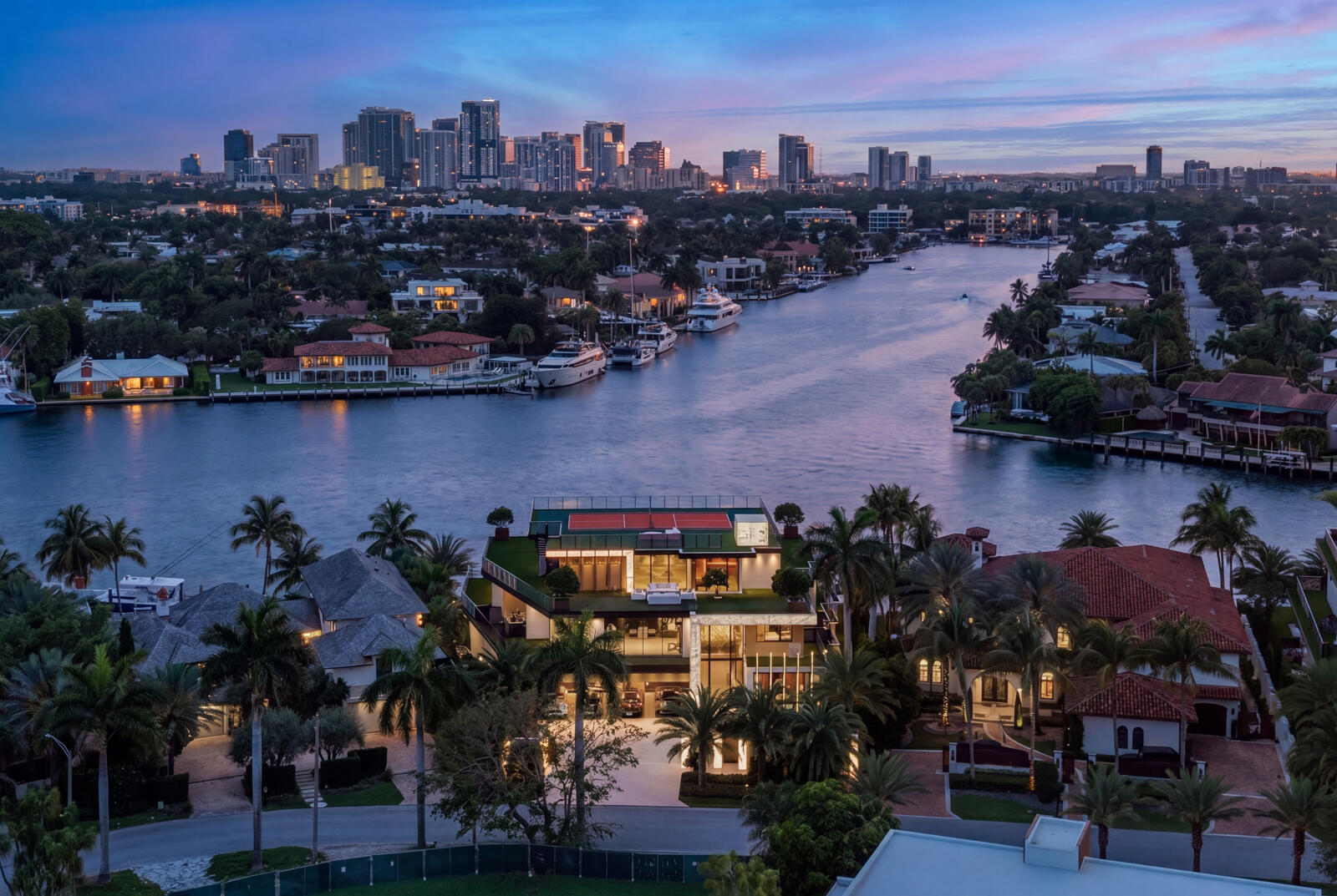 513 Middle Riv Fort Lauderdale, FL 33304