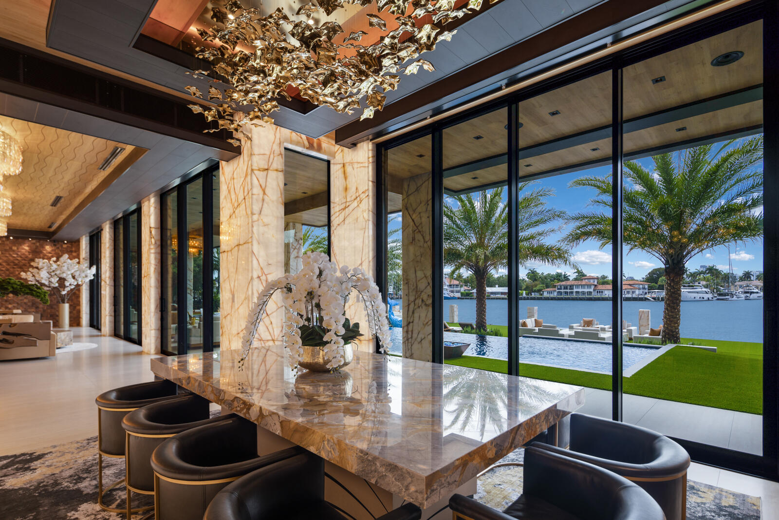 513 Middle Riv Fort Lauderdale, FL 33304