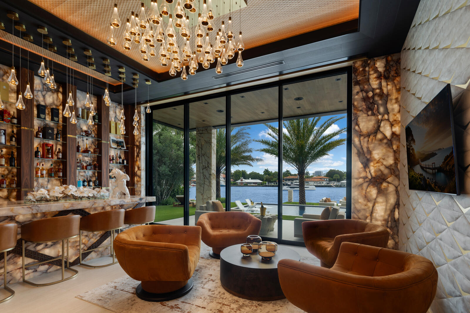 513 Middle Riv Fort Lauderdale, FL 33304