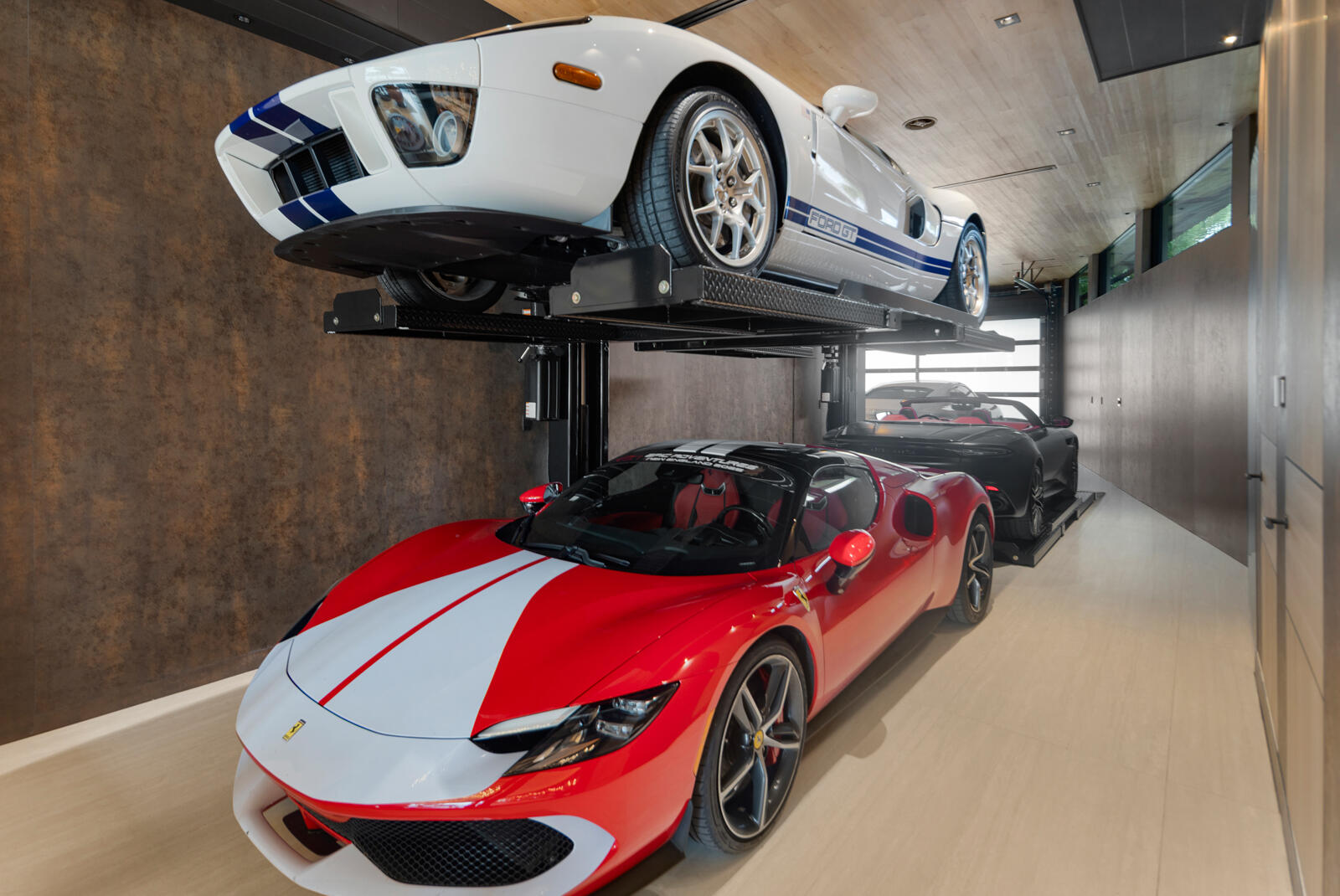 513 Middle Riv Fort Lauderdale, FL 33304