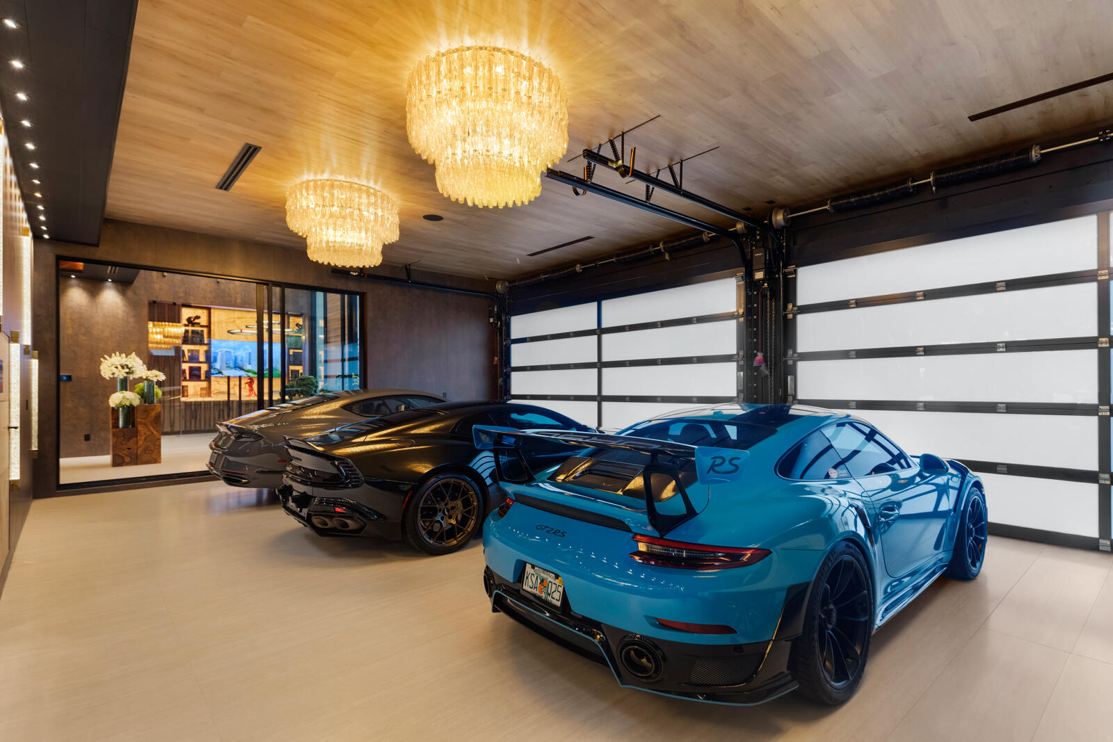 513 Middle Riv Fort Lauderdale, FL 33304