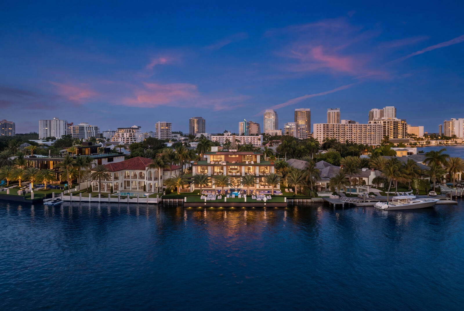 513 Middle Riv Fort Lauderdale, FL 33304