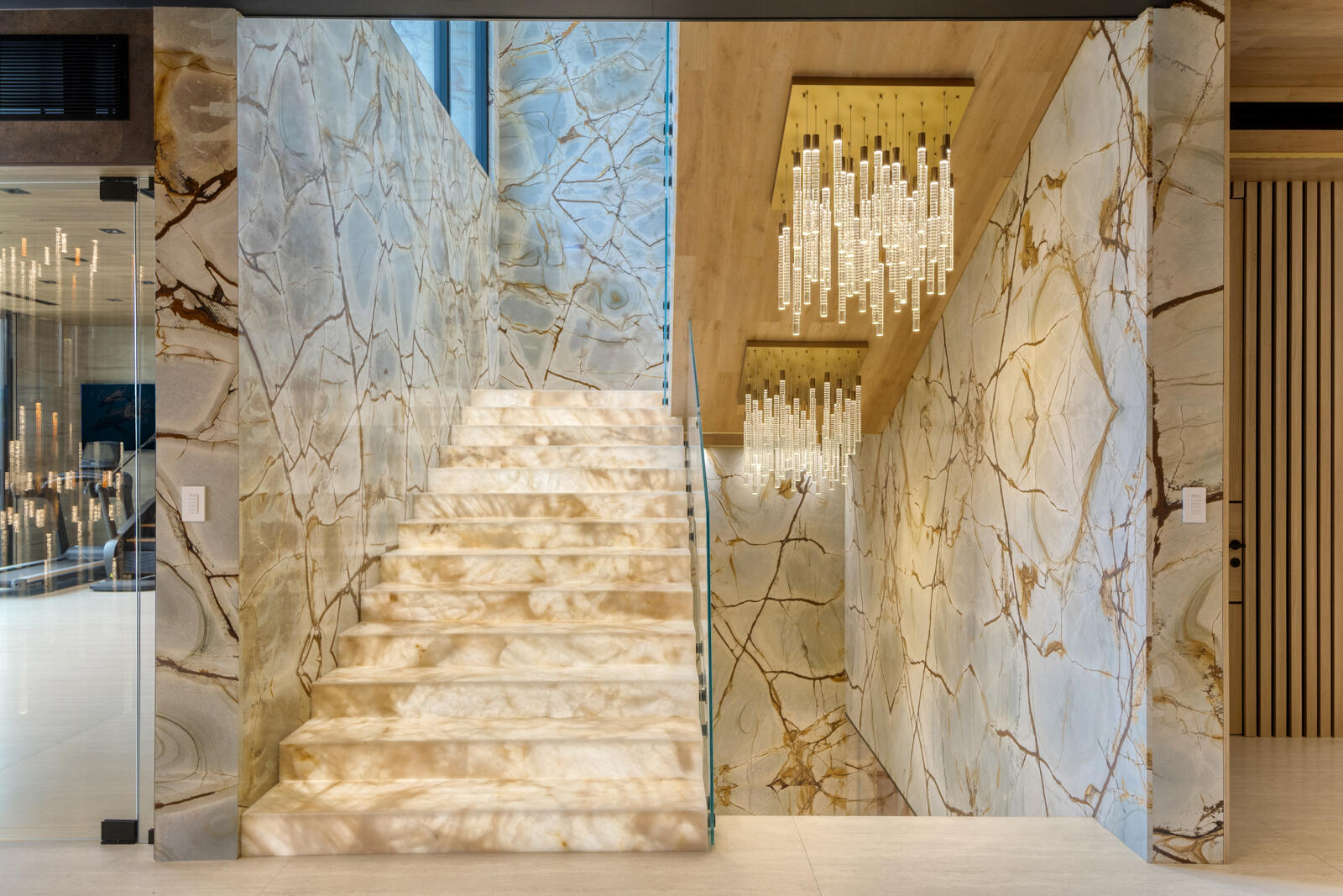 513 Middle Riv Fort Lauderdale, FL 33304