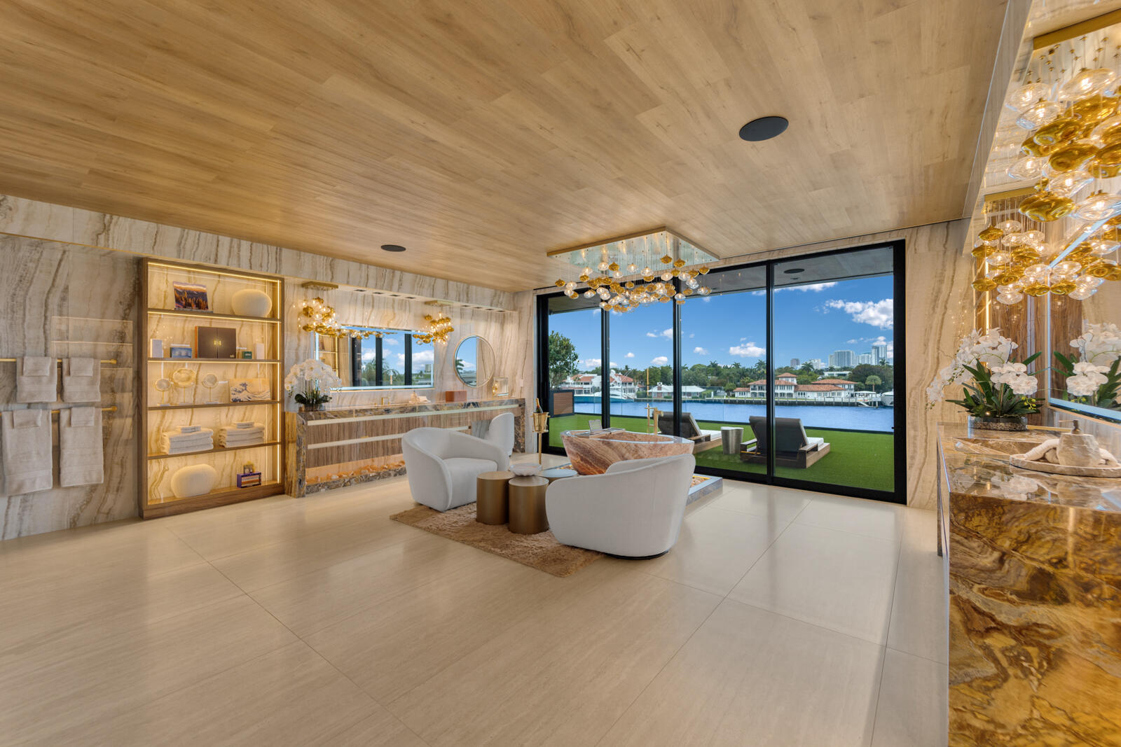 513 Middle Riv Fort Lauderdale, FL 33304