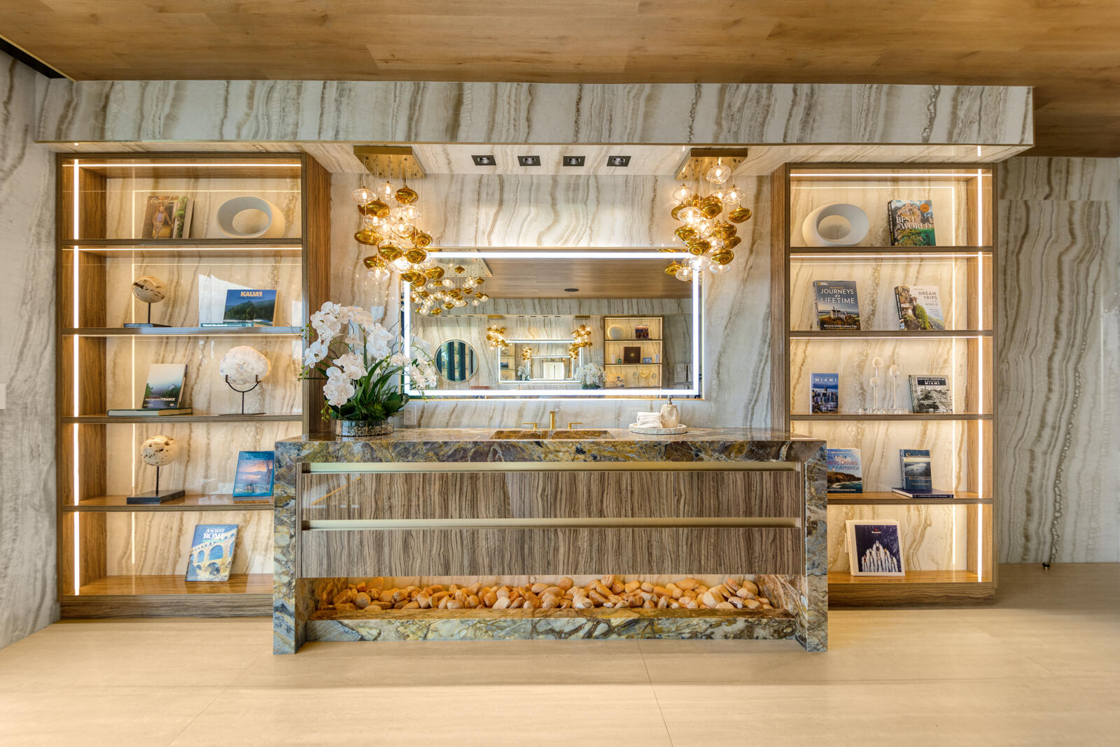 513 Middle Riv Fort Lauderdale, FL 33304