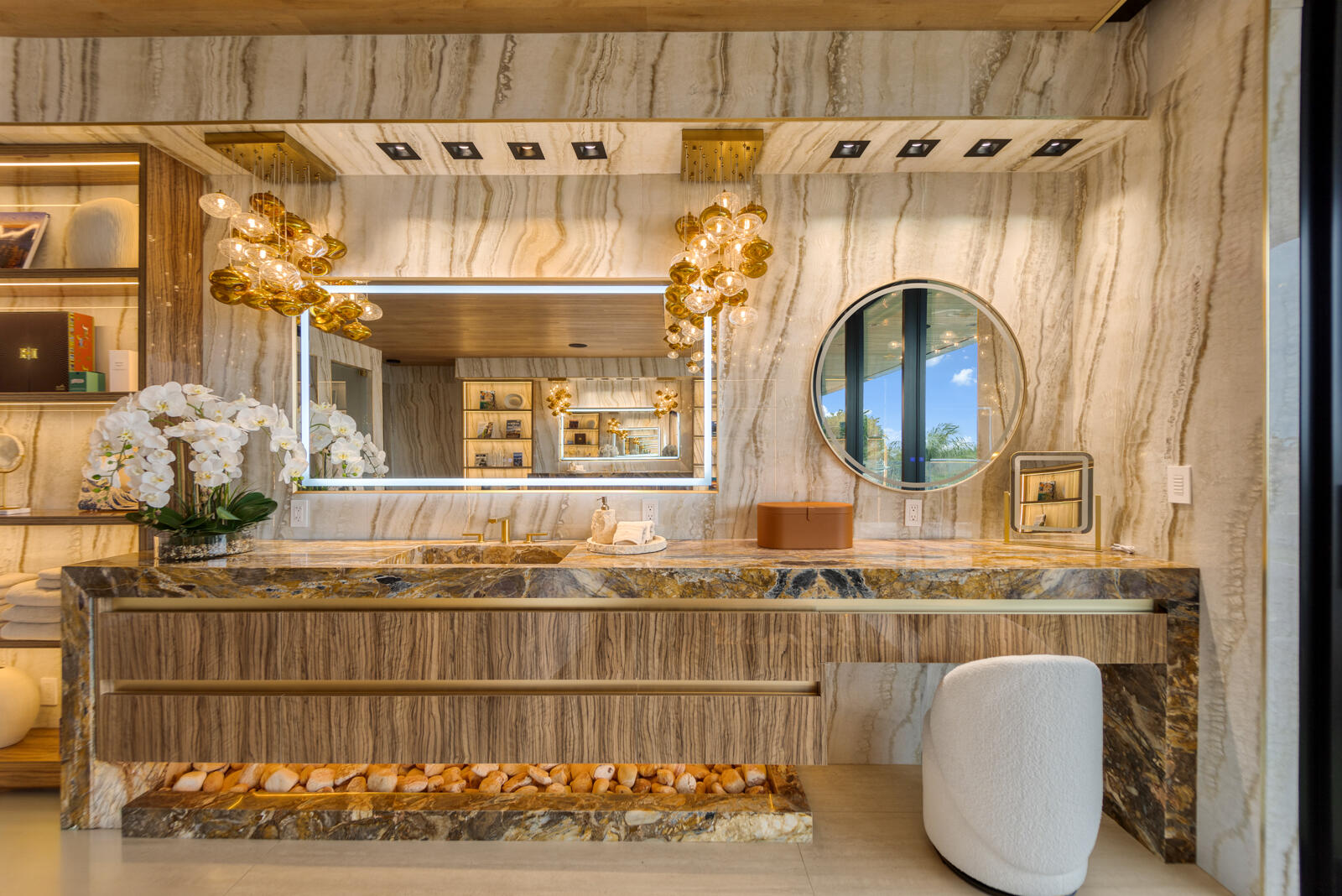 513 Middle Riv Fort Lauderdale, FL 33304