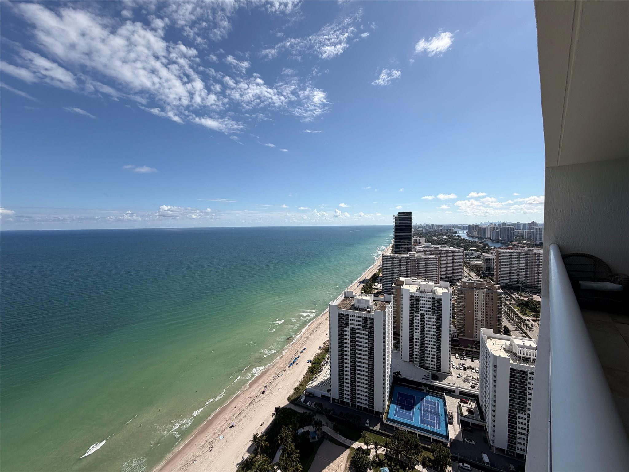image Beach Club 119