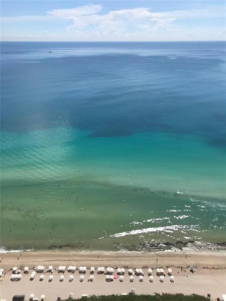 image Beach Club 124