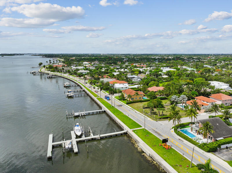 125 Worth West Palm Beach, FL 33405