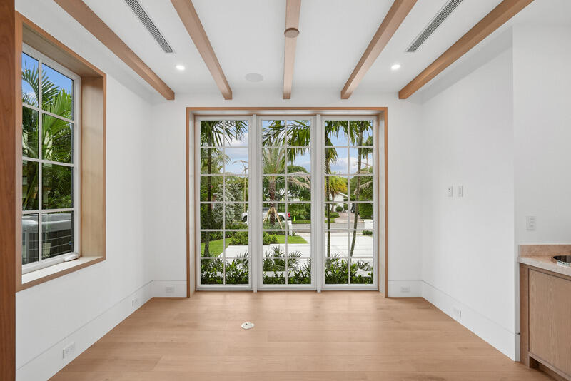 125 Worth West Palm Beach, FL 33405