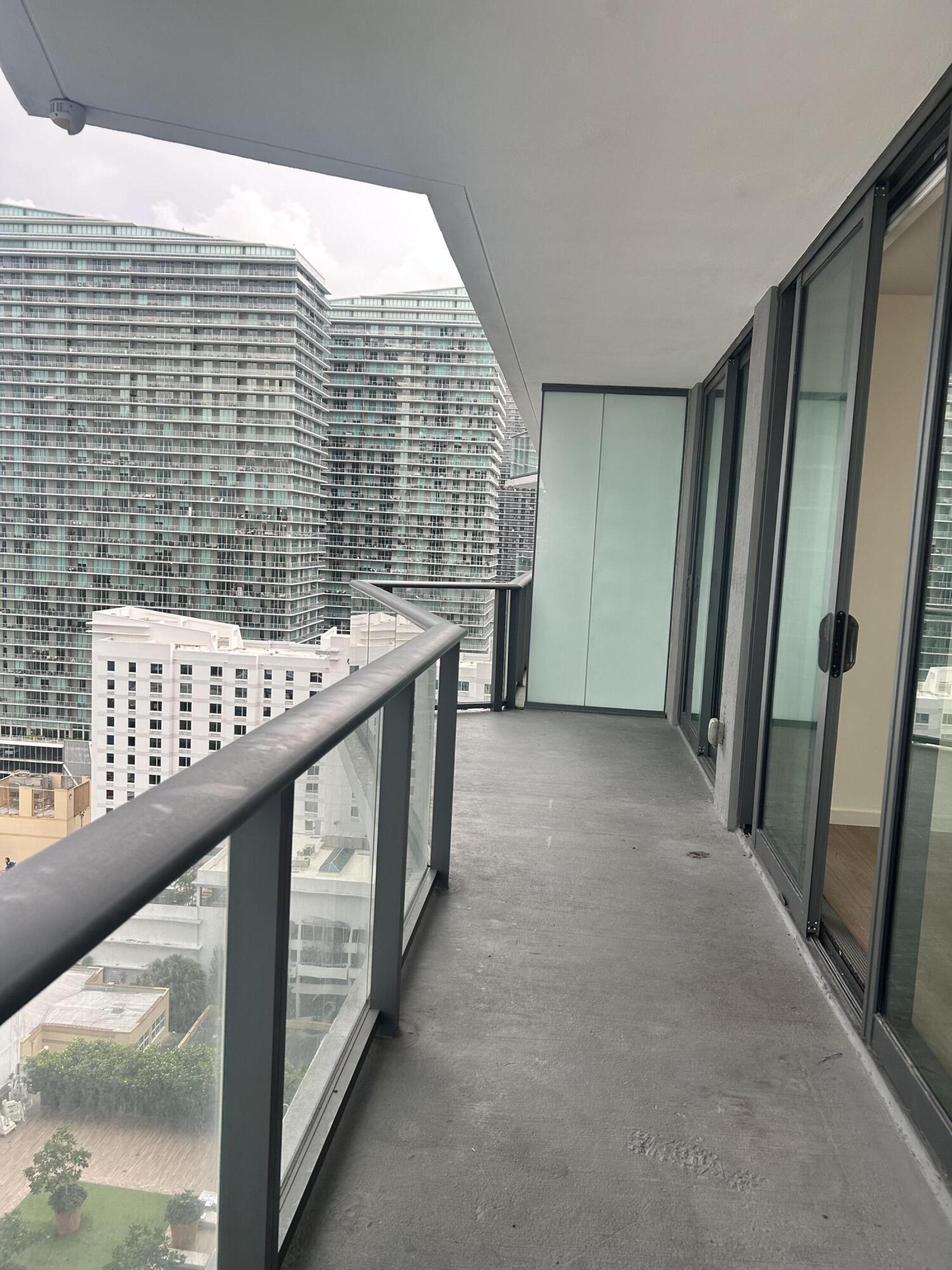 image Dua Miami (SLS Brickell)19