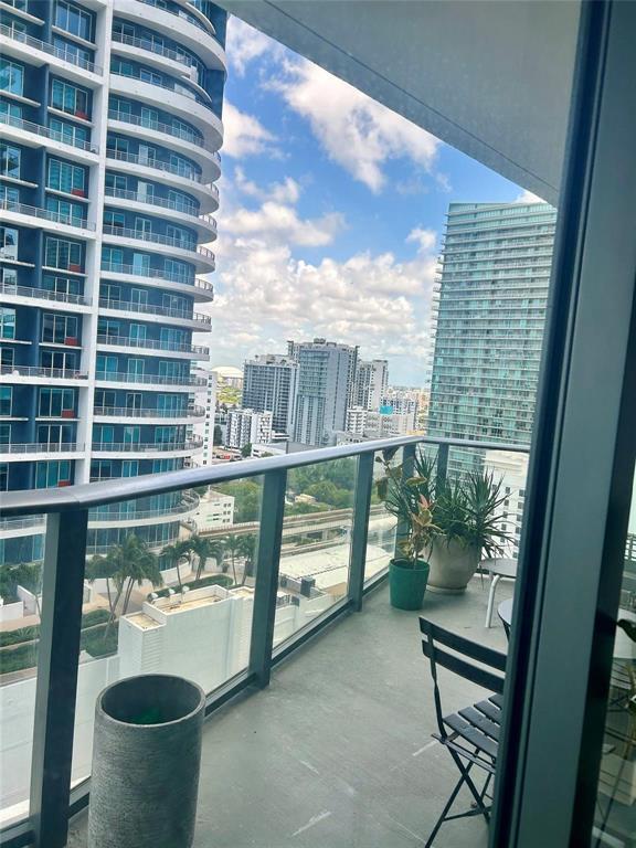 image Dua Miami (SLS Brickell)6