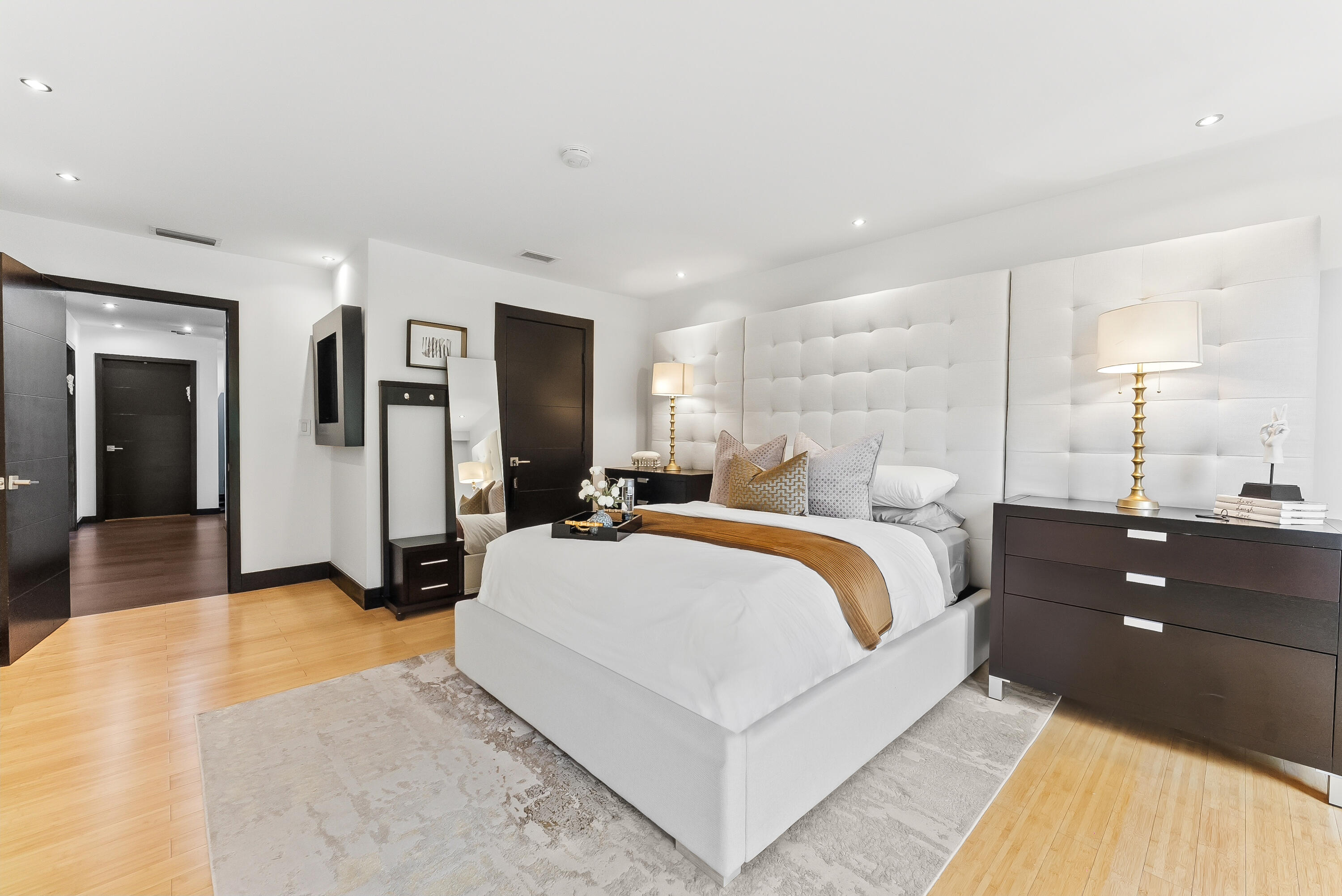 76 Isle Of Venice #G Fort Lauderdale, FL 33301