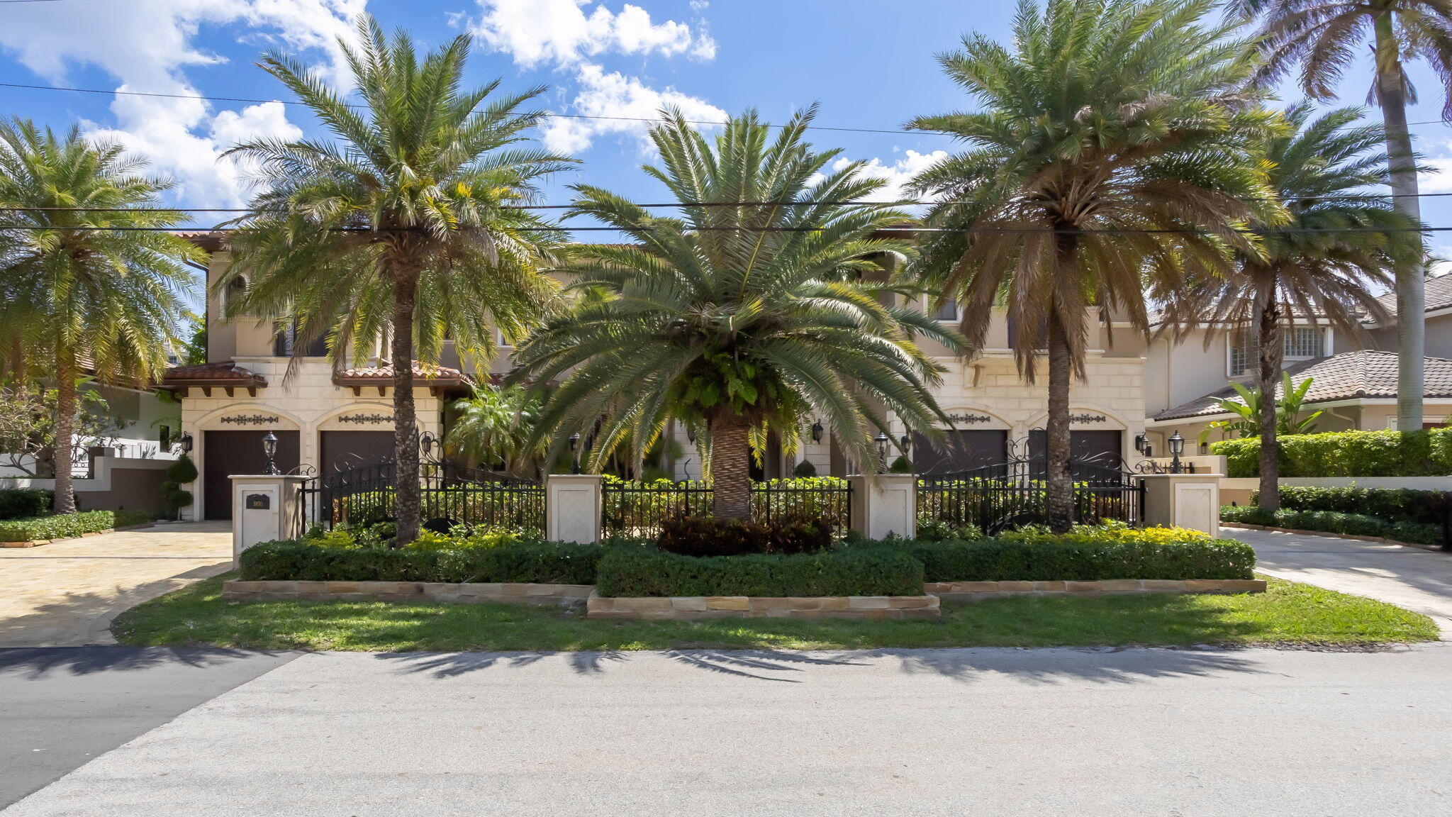 3870 NE 31st Lighthouse Point, FL 33064