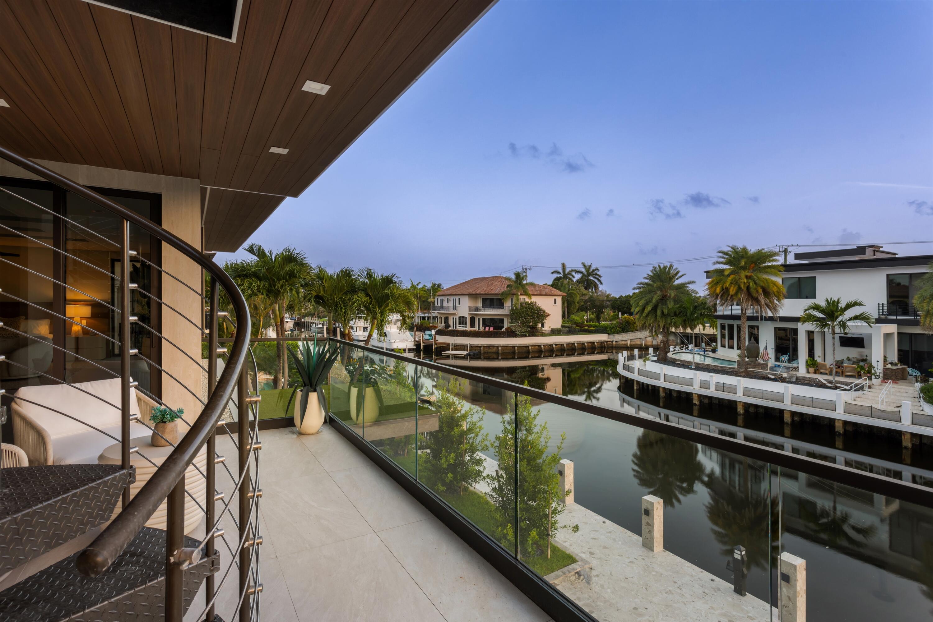 2441 NE 48th Lighthouse Point, FL 33064