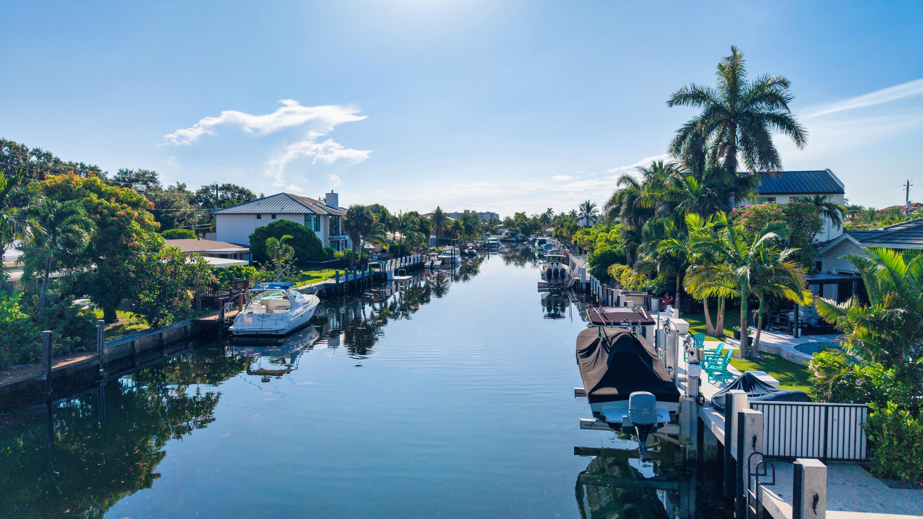 2441 NE 48th Lighthouse Point, FL 33064