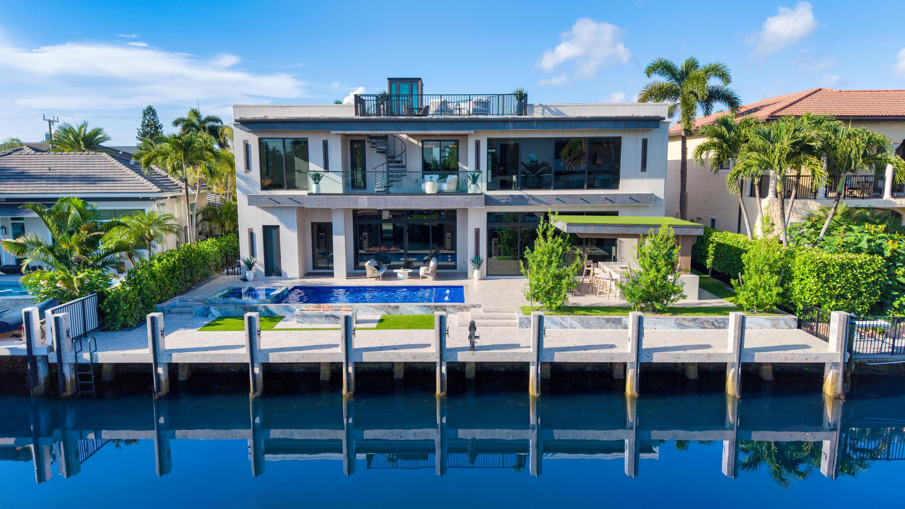2441 NE 48th Lighthouse Point, FL 33064