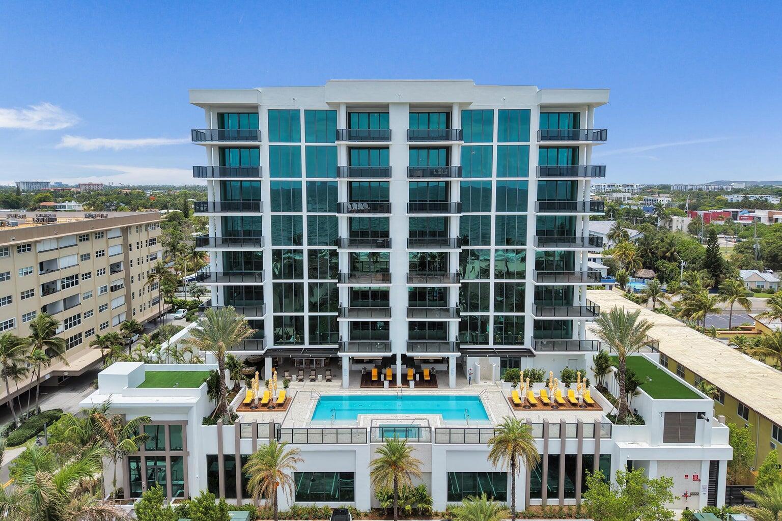 305 Briny Ave #PH905 Pompano Beach, FL 33062