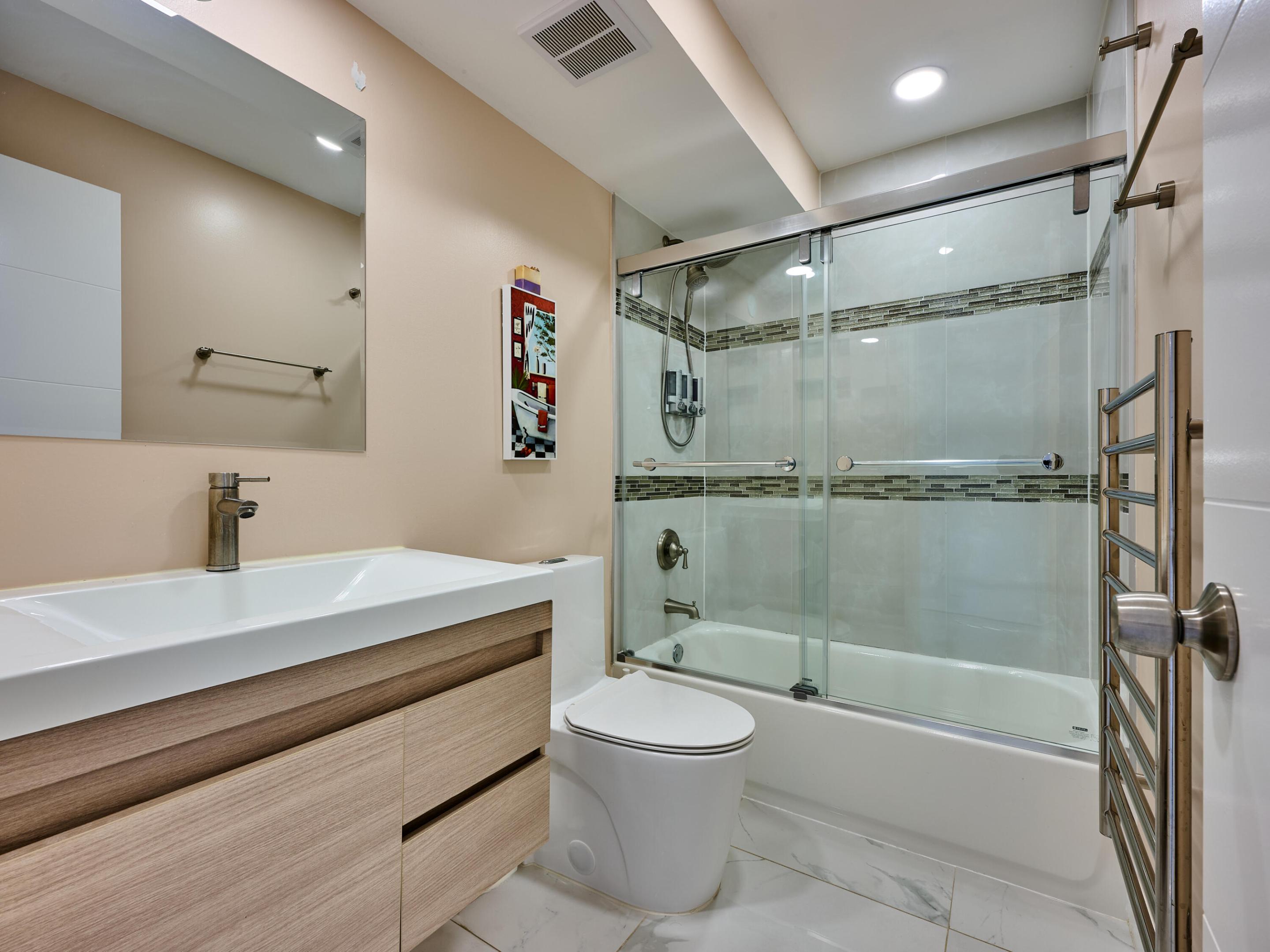 2611 N Riverside Dr #606 Pompano Beach, FL 33062