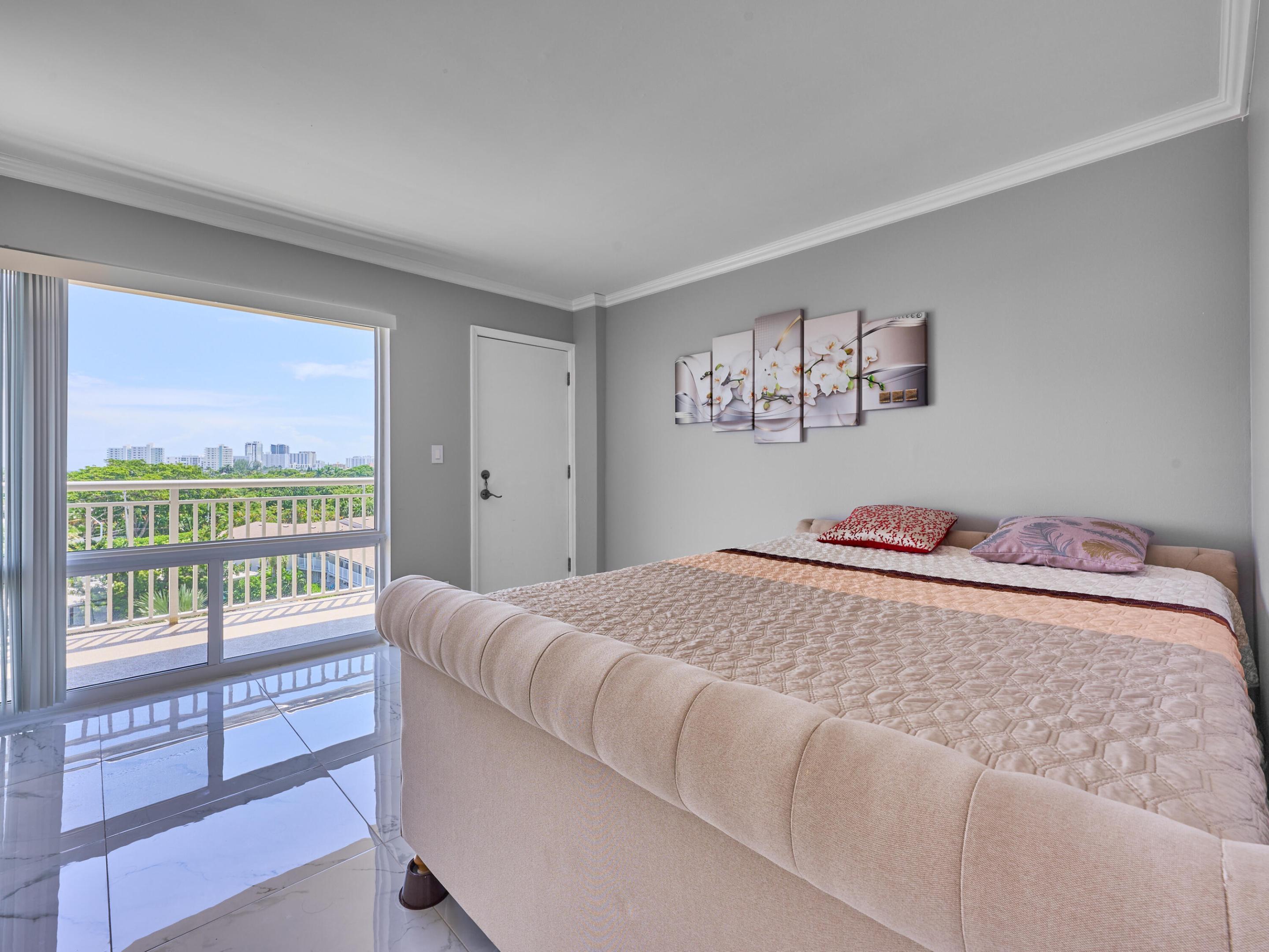2611 N Riverside Dr #606 Pompano Beach, FL 33062