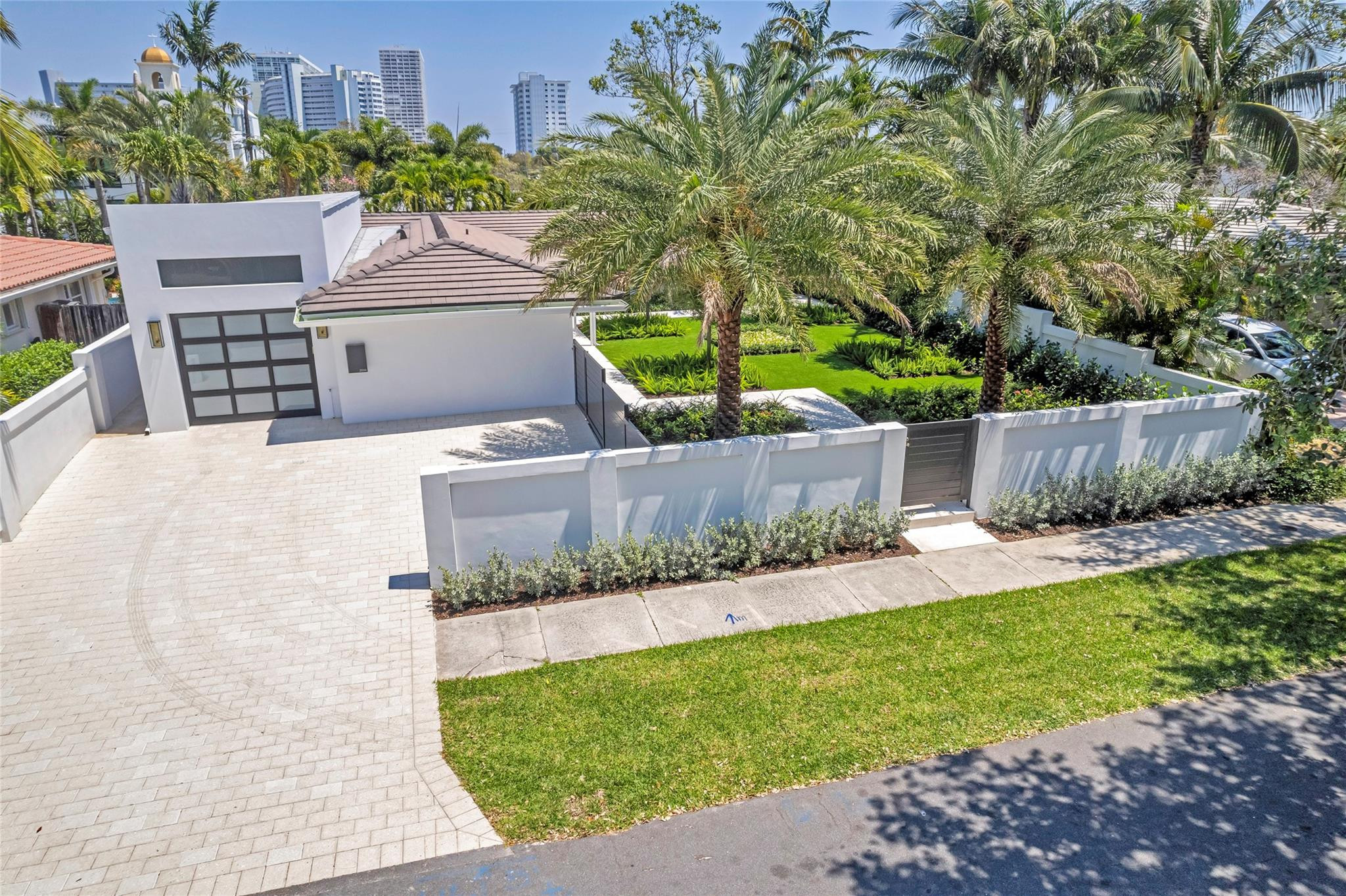 2008 Admirals Way Fort Lauderdale, FL 33316