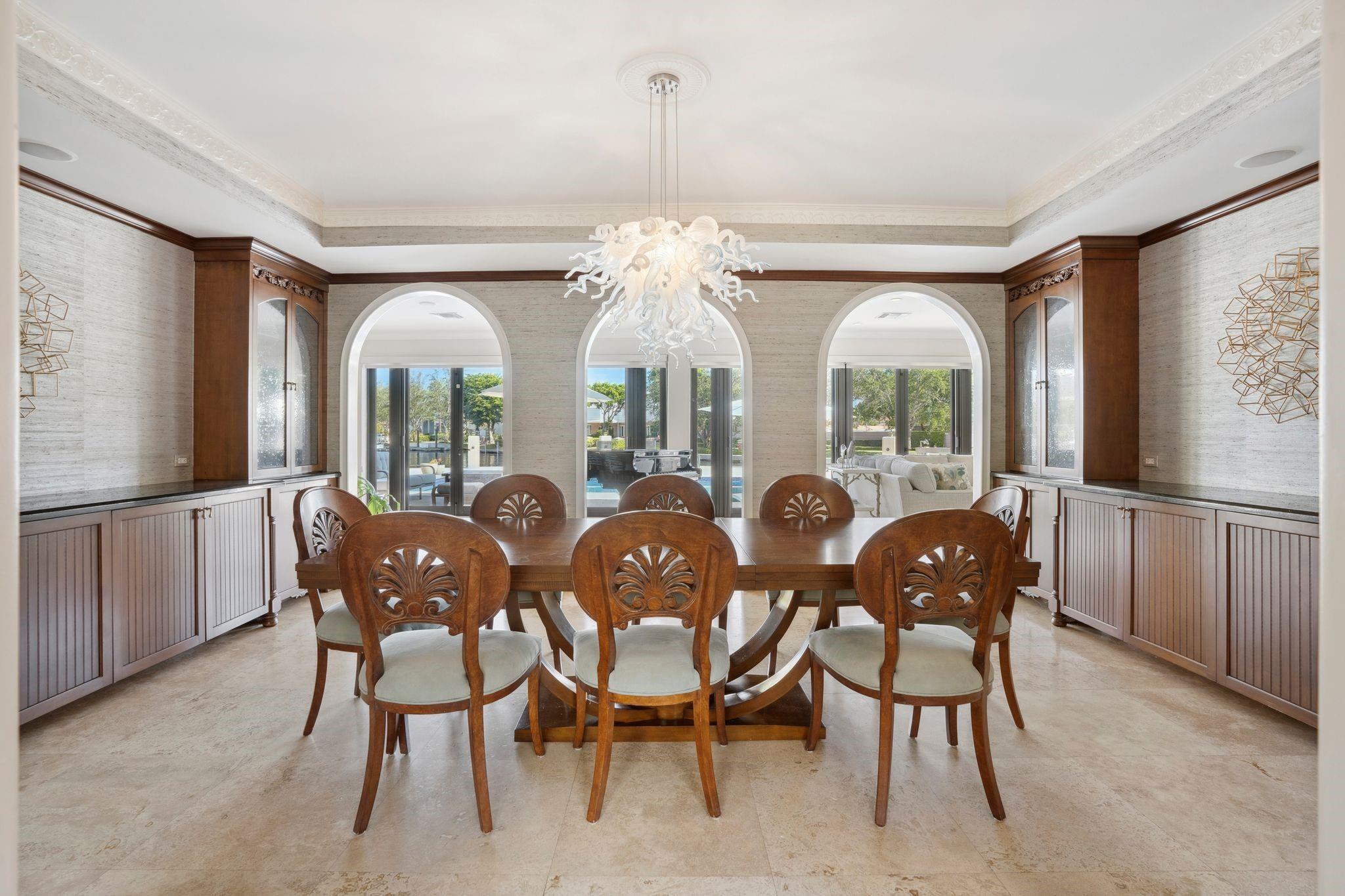 90 Compass Ln Fort Lauderdale, FL 33308