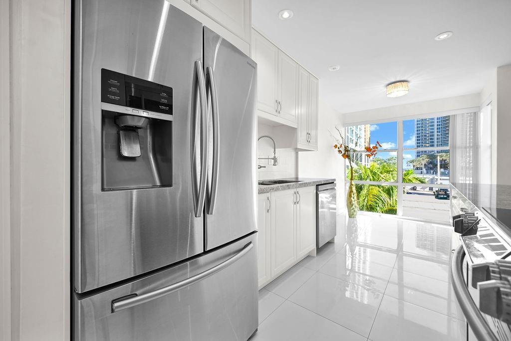 17620 Atlantic Blvd #302,Sunny Isles Beach, FL 33160